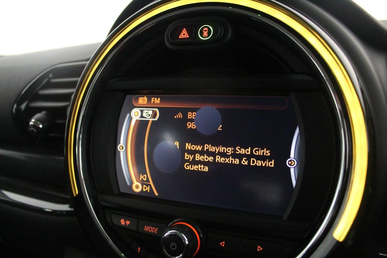 MINI Clubman view 36