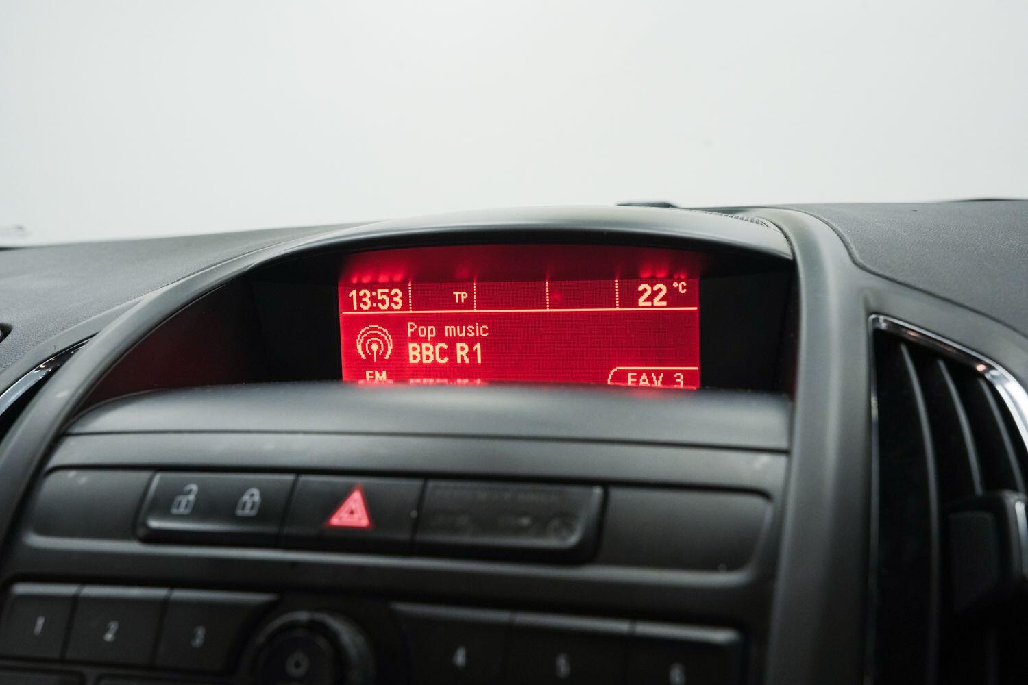 Vauxhall Zafira Tourer view 21