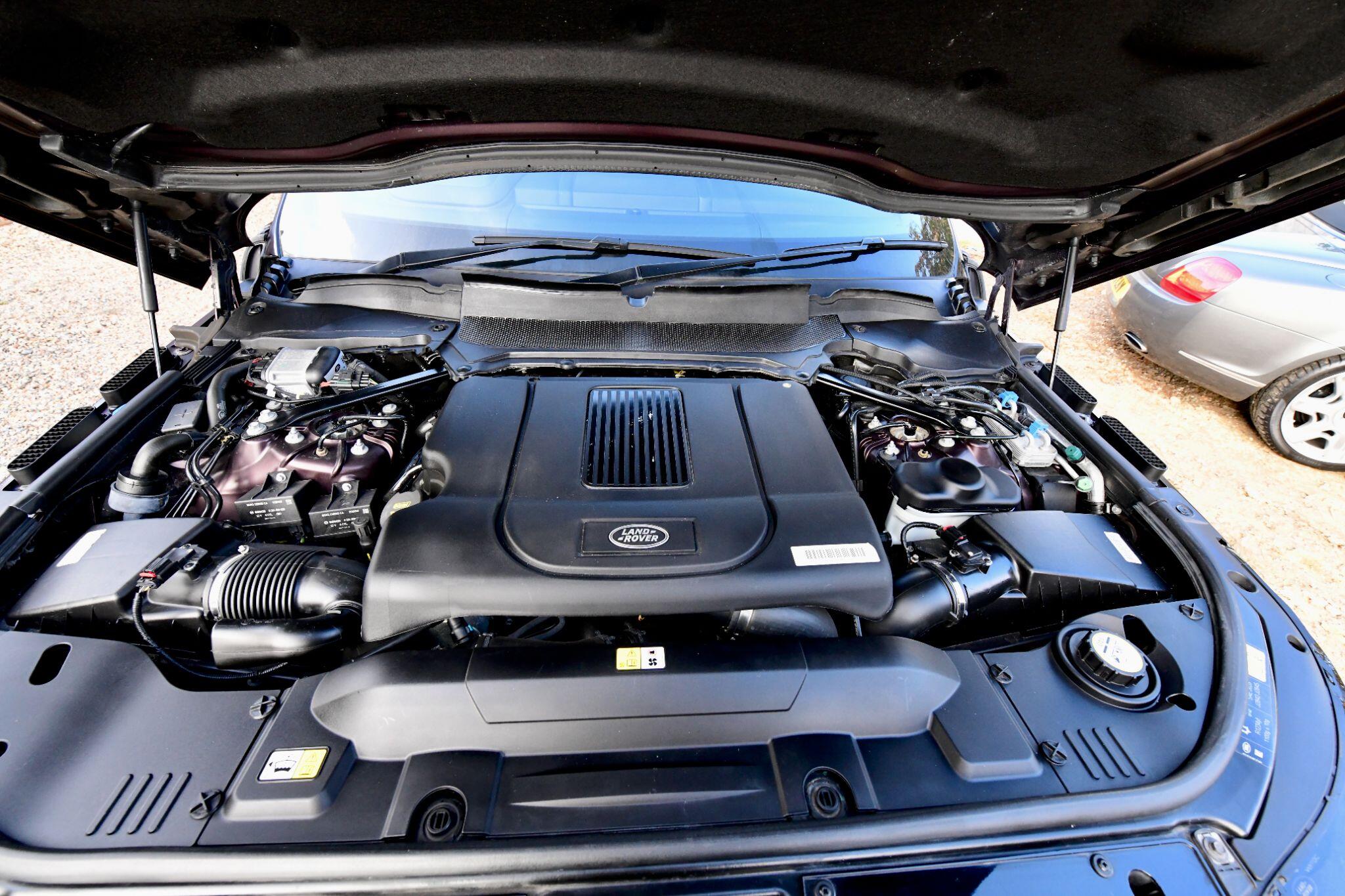 Land Rover Range Rover view 48