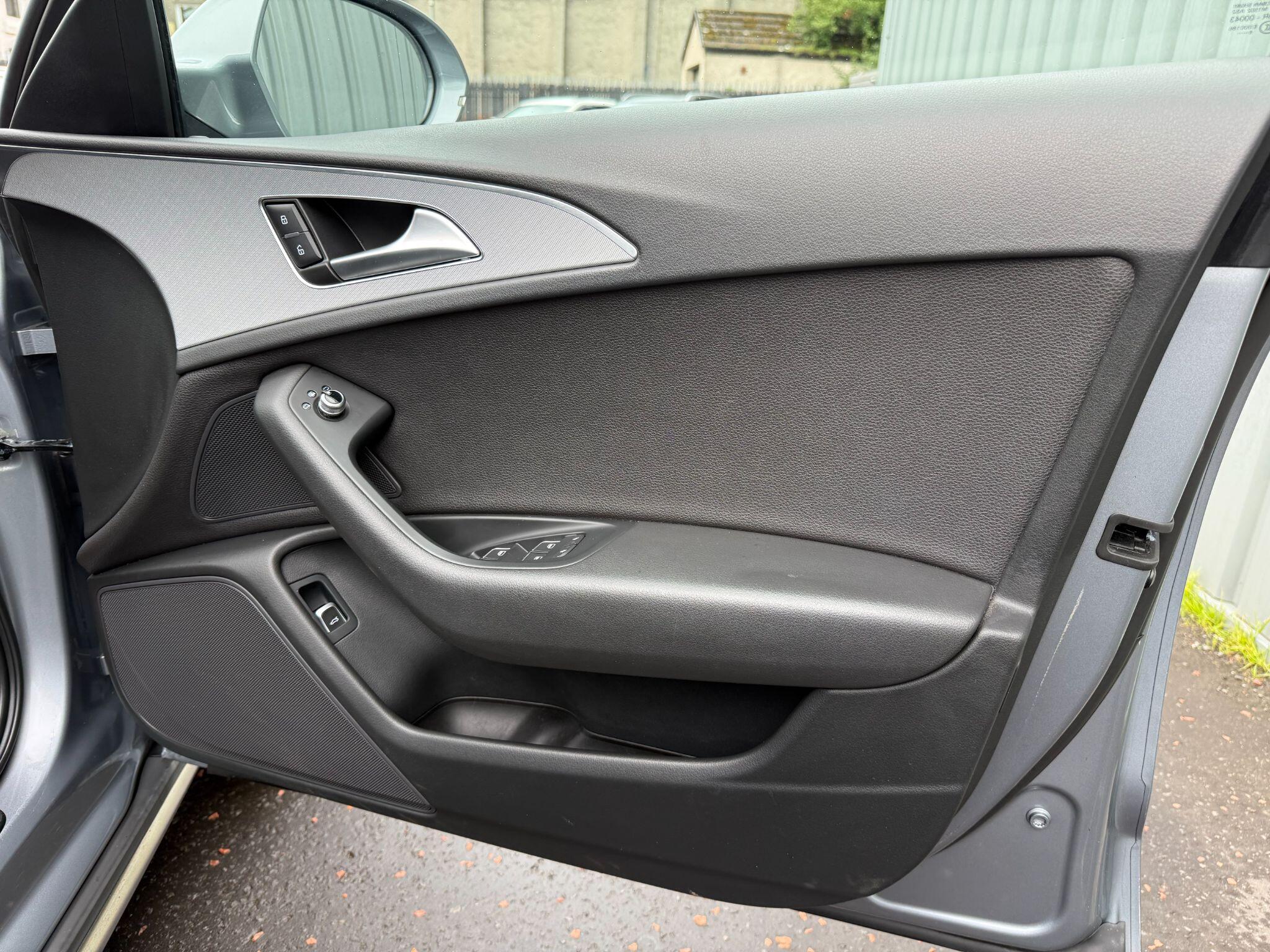 Audi A6 view 37
