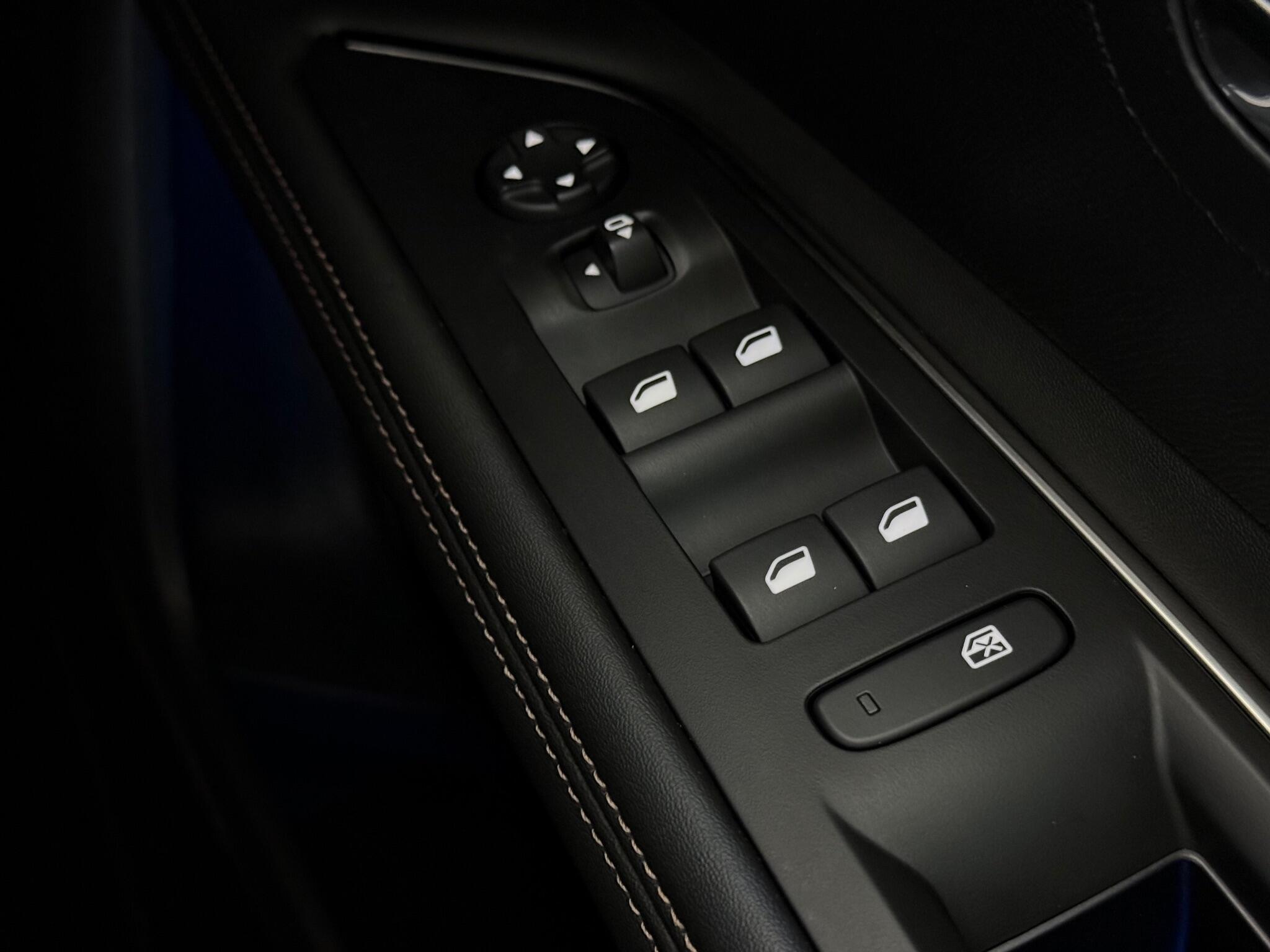 Peugeot 3008 view 25