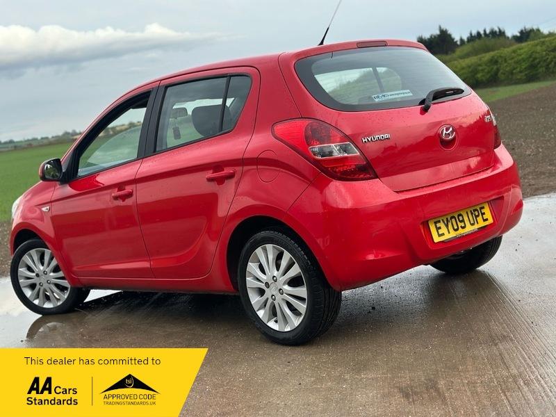 2009 Hyundai i20 image 14