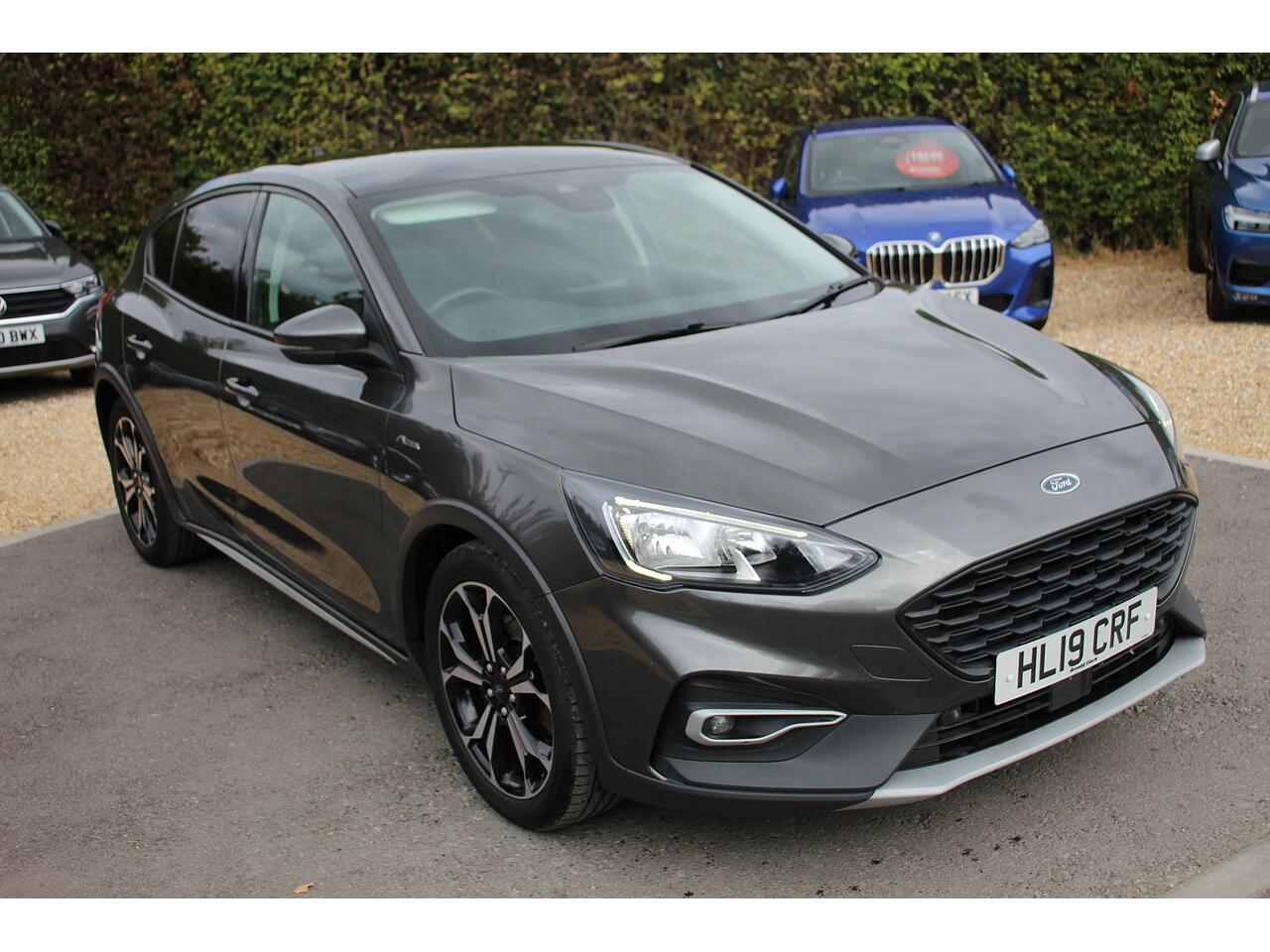 Ford Focus main image
