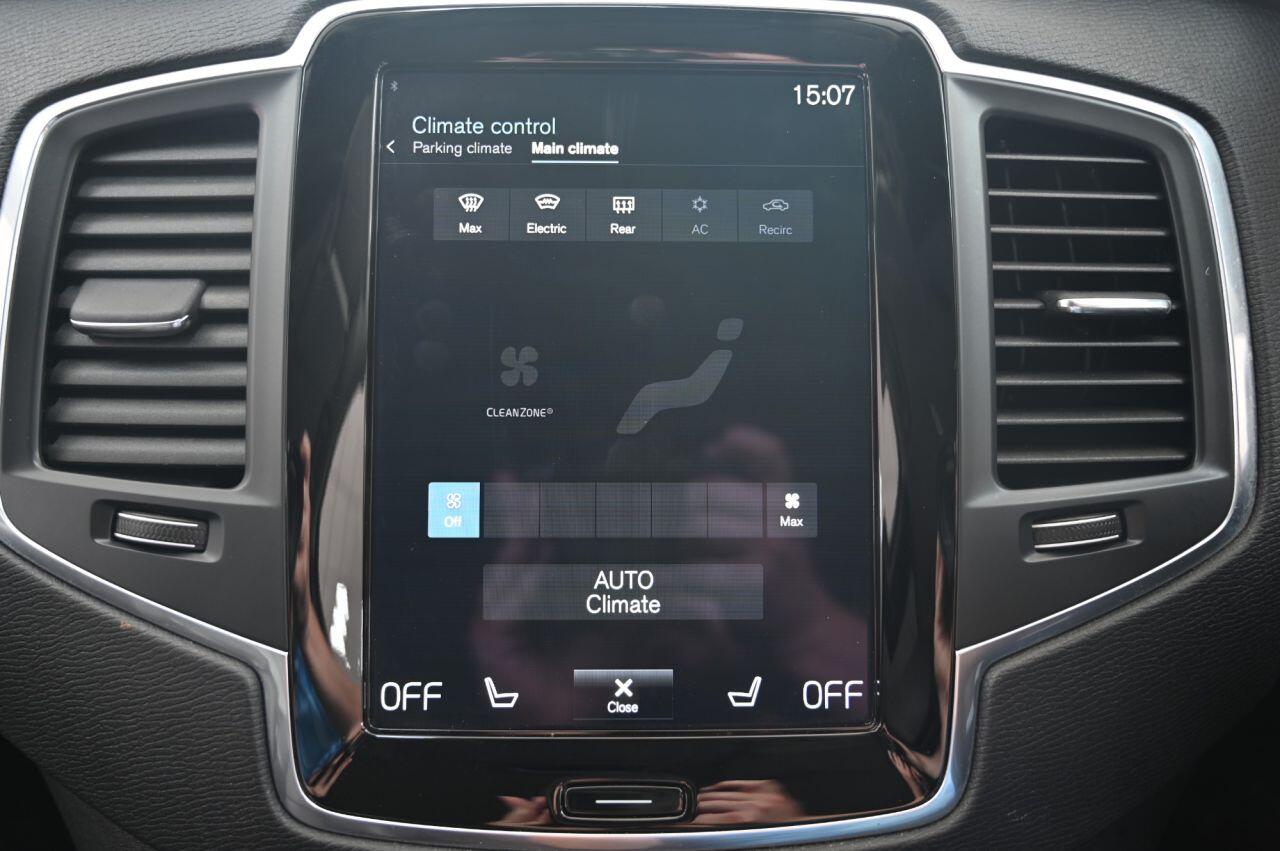 Volvo XC90 view 30