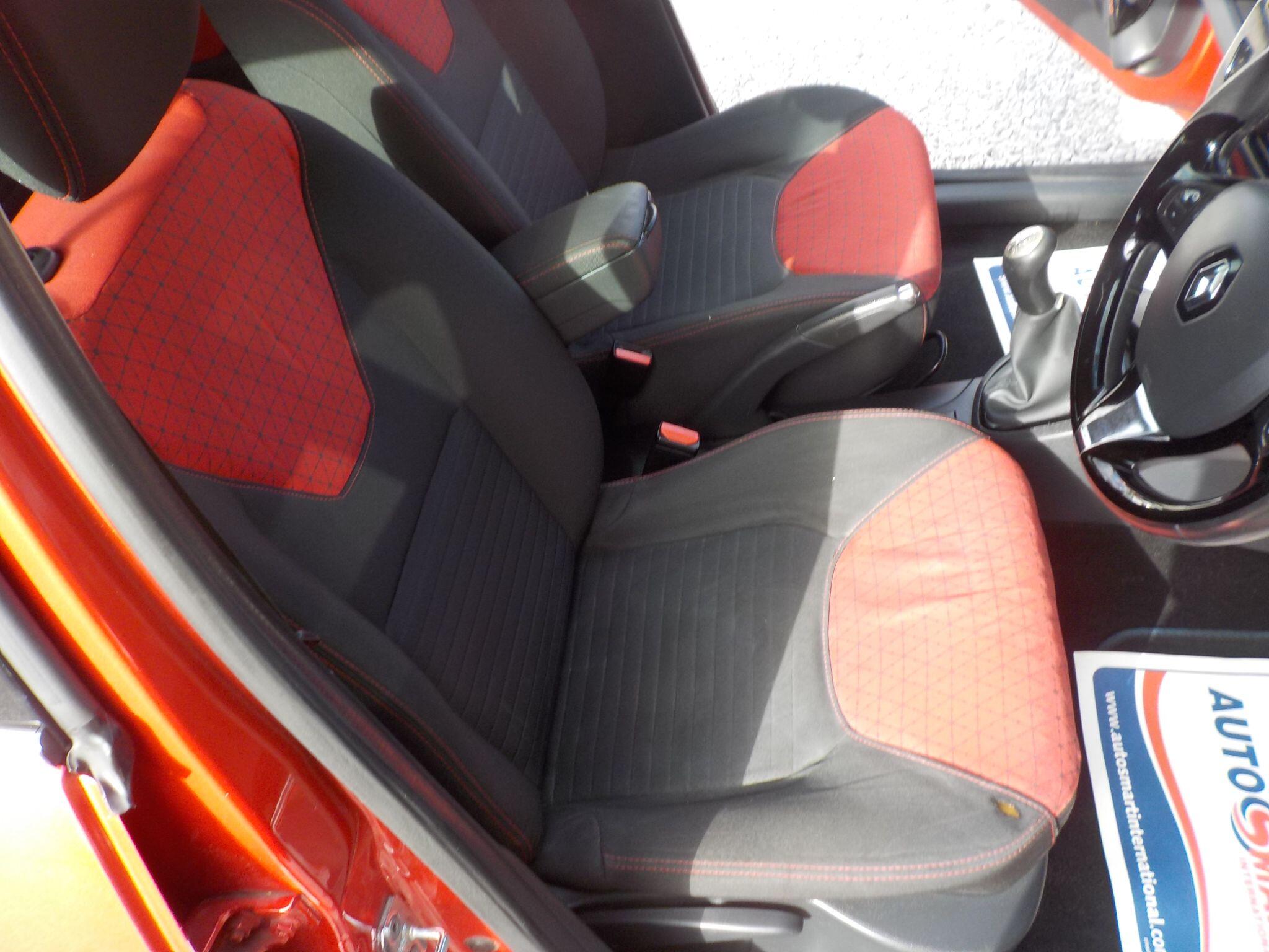 Renault Clio 1.5 dCi Dynamique S MediaNav Euro 5 (s/s) 5dr