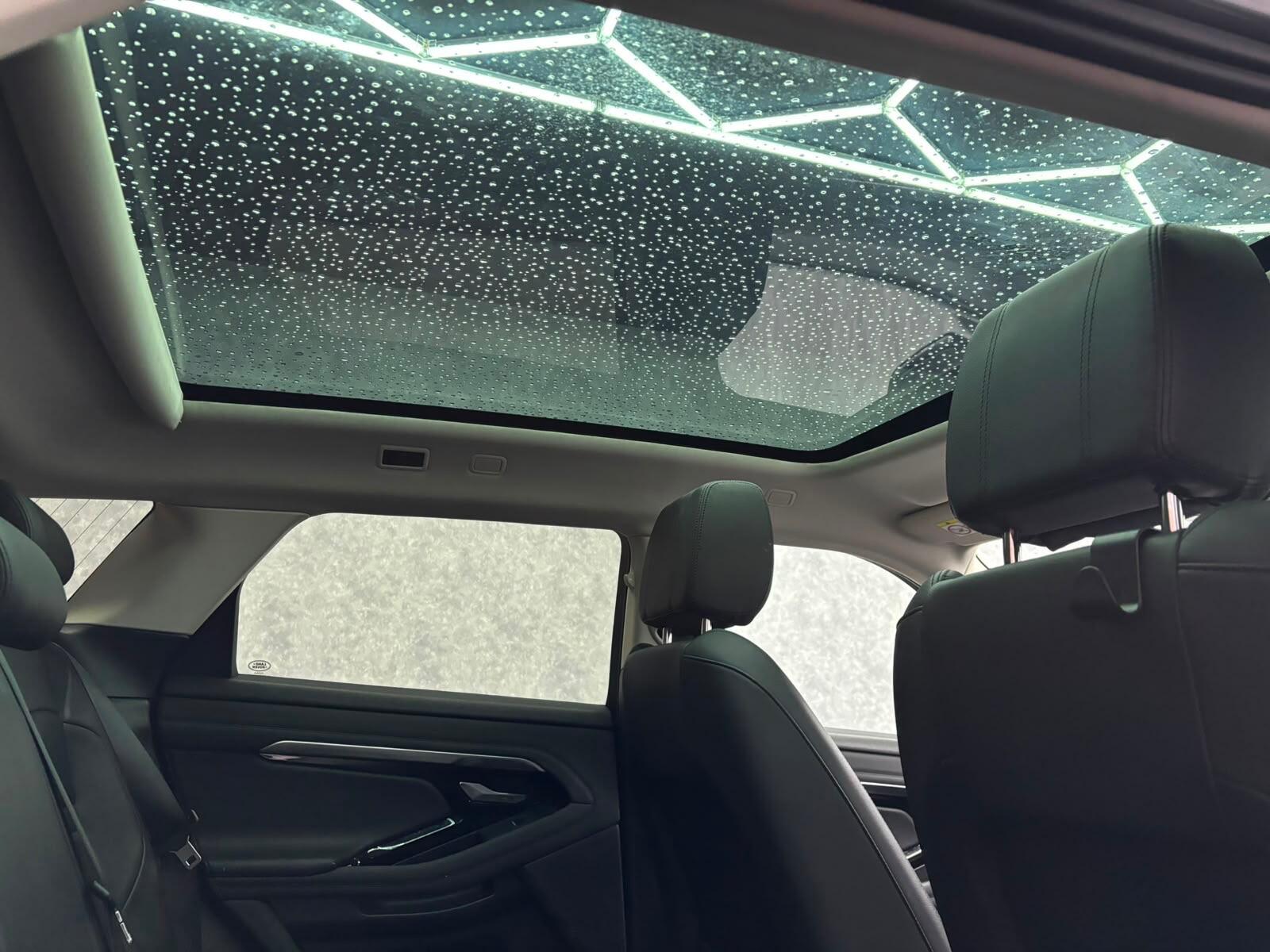 Land Rover Range Rover Evoque view 22