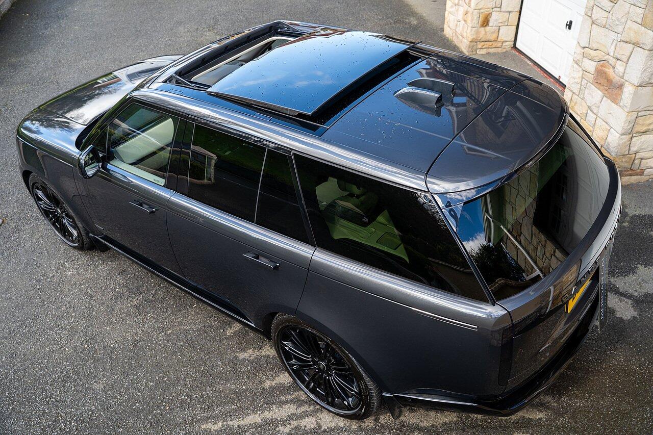Land Rover Range Rover view 36