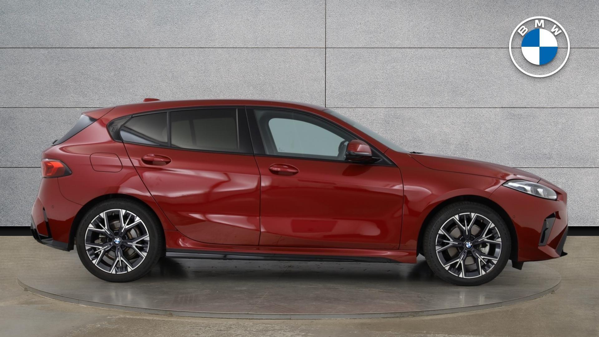 BMW 1 Series view 3