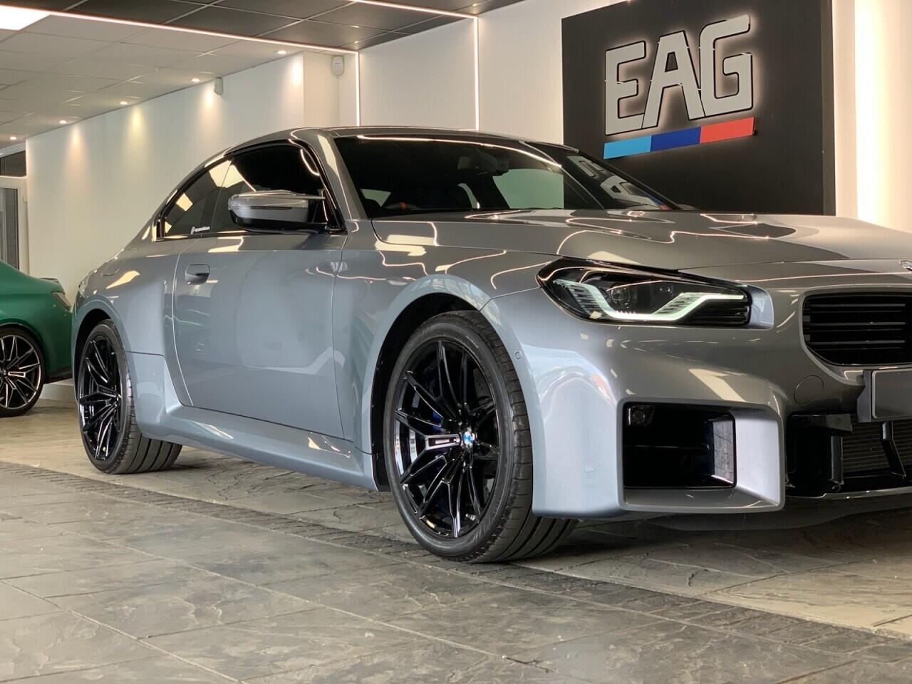 BMW M2 view 6