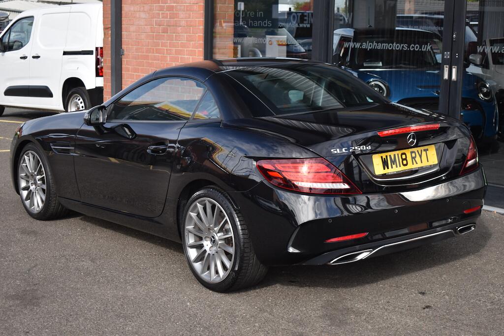 Mercedes-Benz SLC view 38