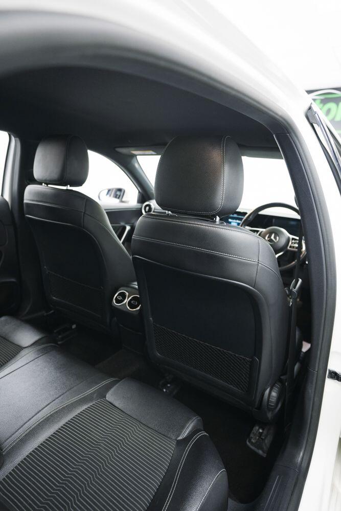 Mercedes-Benz A Class view 14