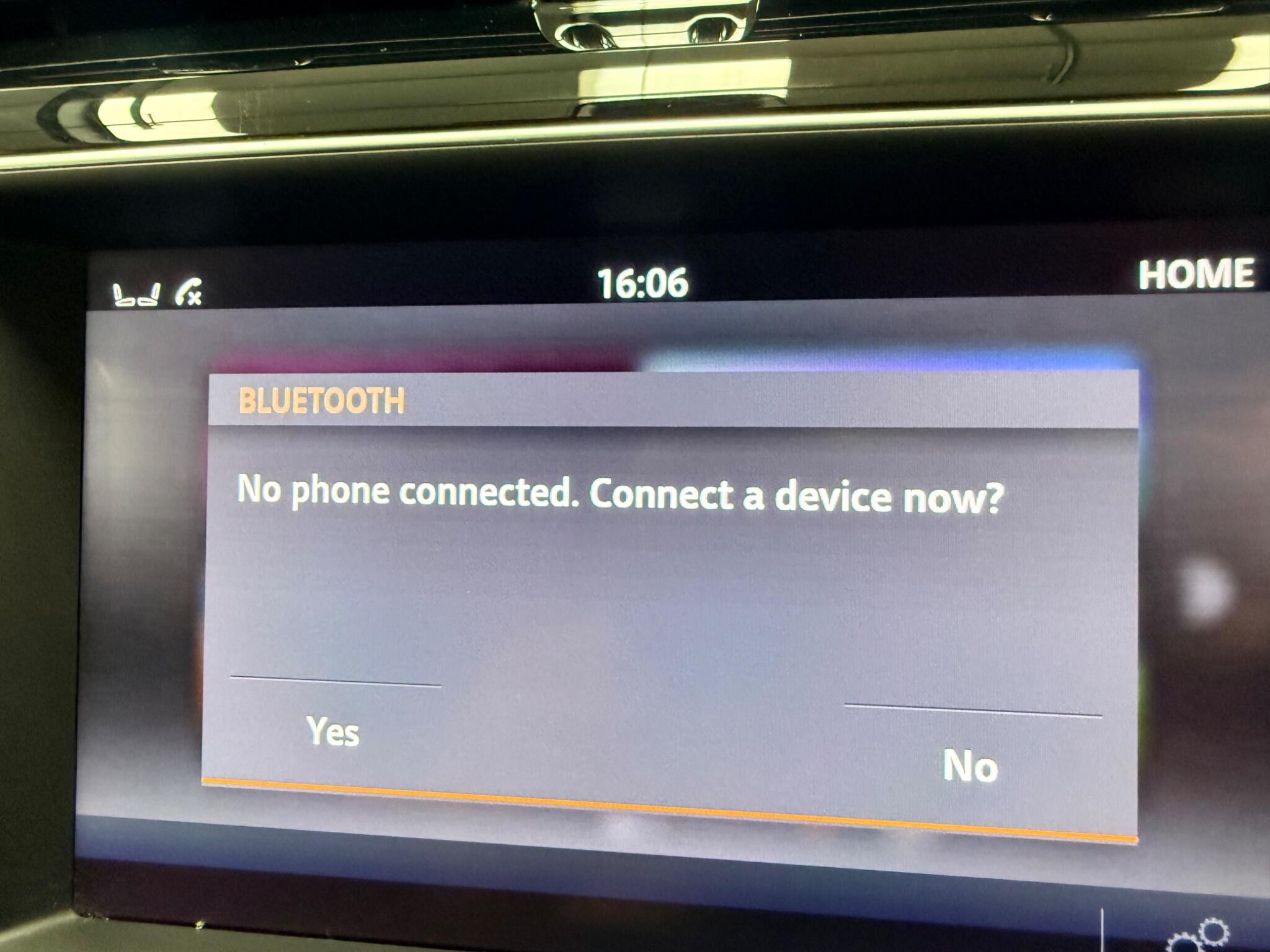 Jaguar Xe view 22