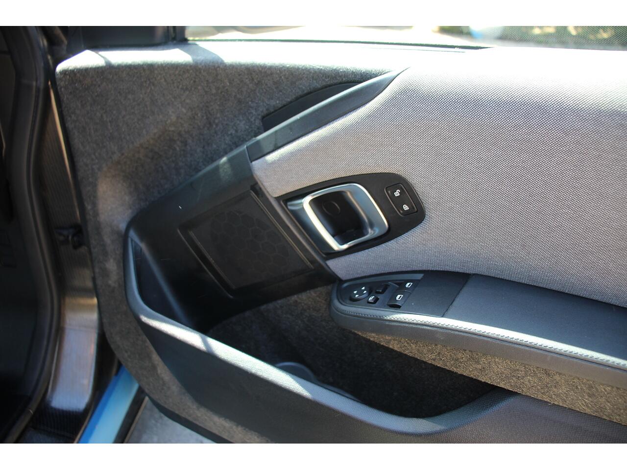 BMW I3 view 37