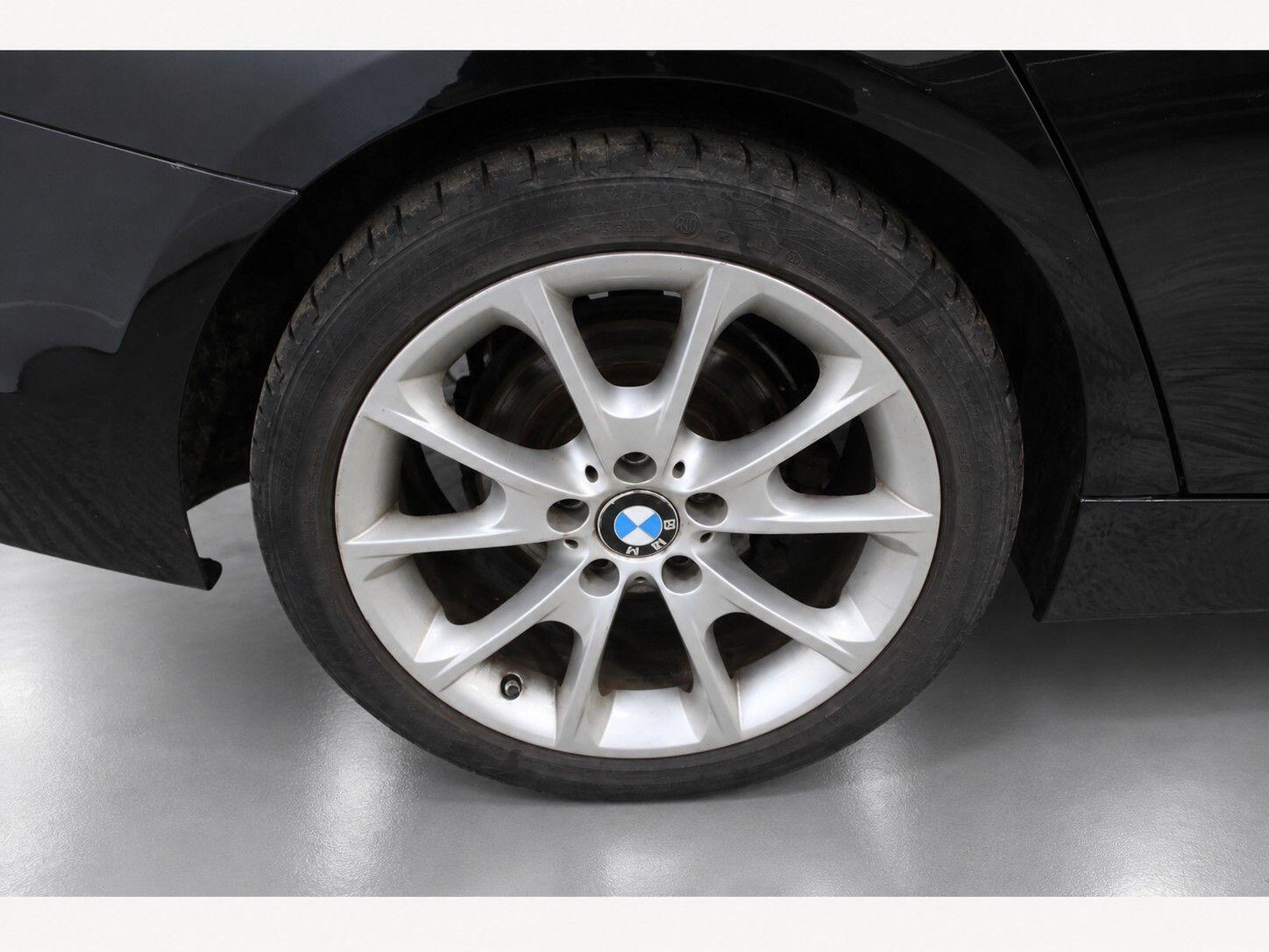 BMW 3 Series view 55