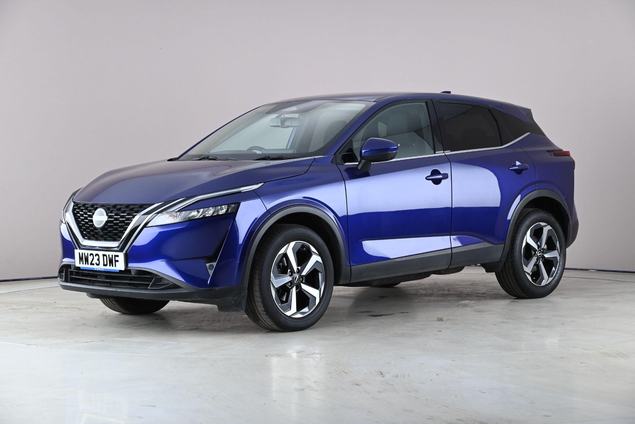 Nissan Qashqai view 2