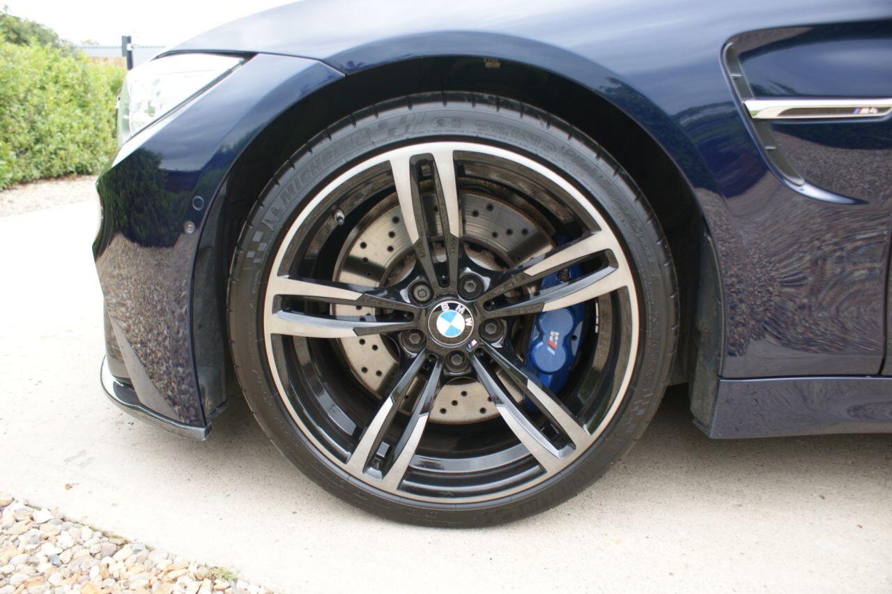 BMW M4 view 34