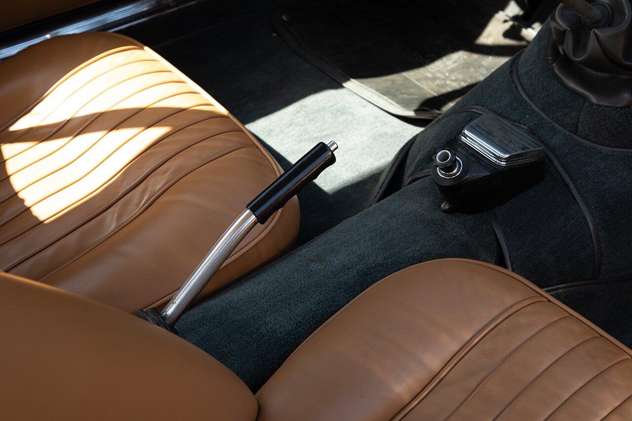 Alfa Romeo Giulia view 17
