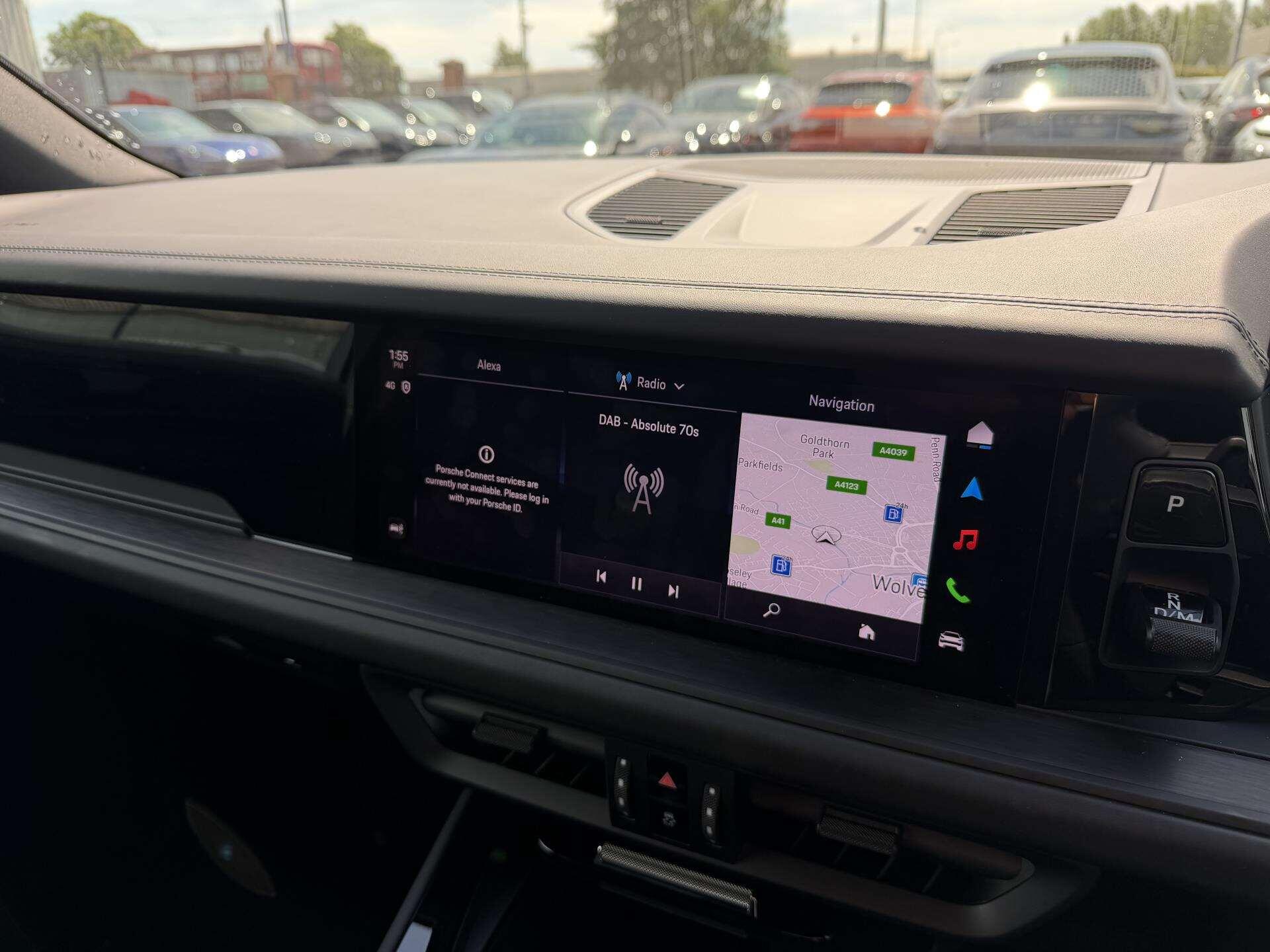 Porsche Cayenne view 25