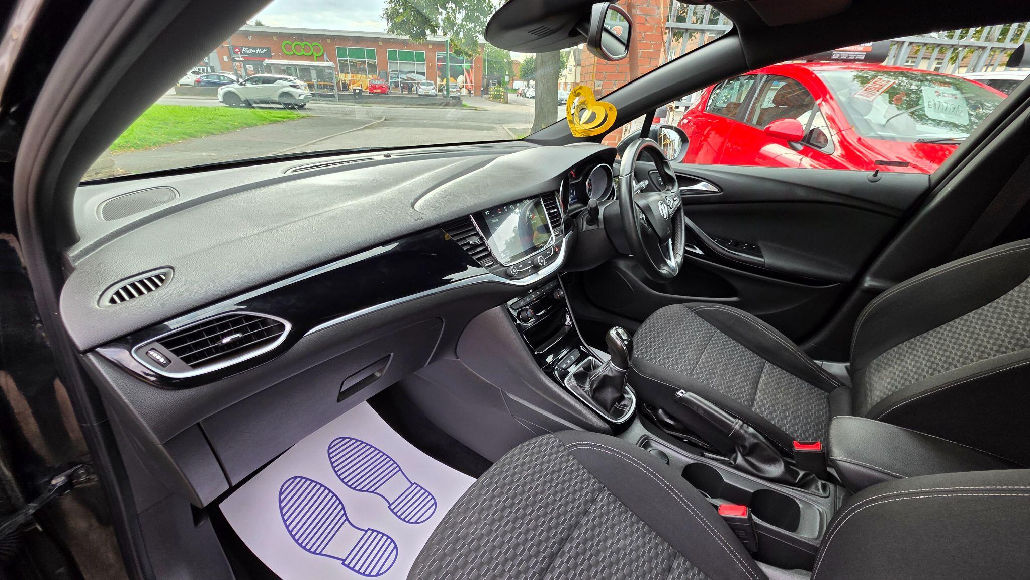 Vauxhall Astra view 28