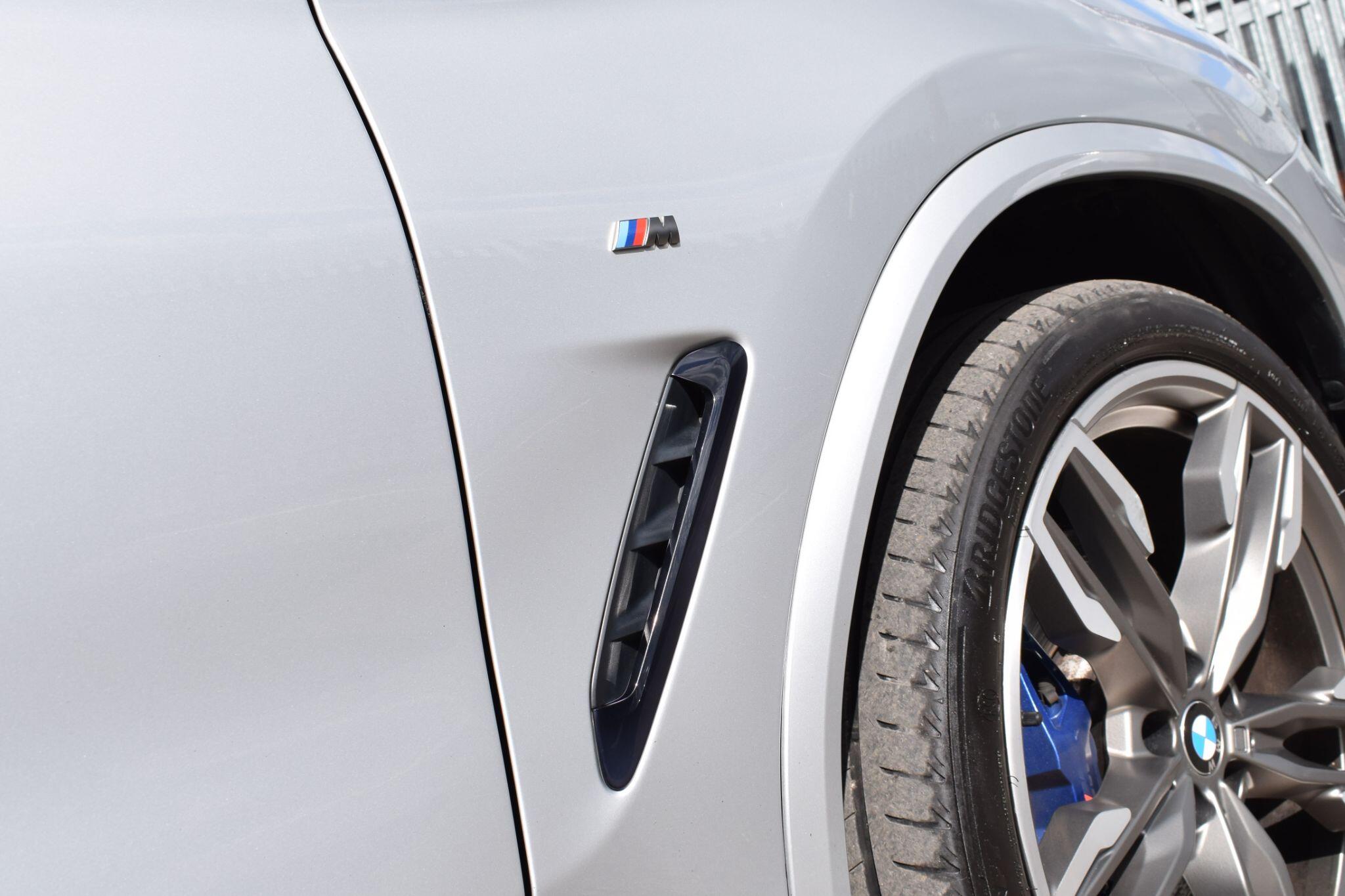 BMW X4 view 43