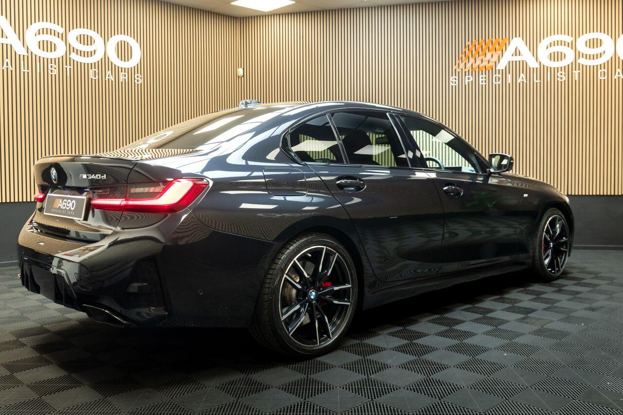 BMW 3 Series view 7