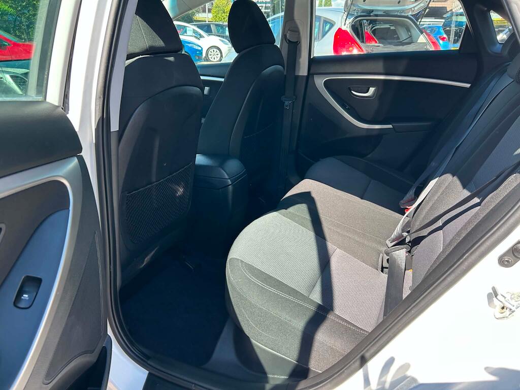 Hyundai I30 view 15