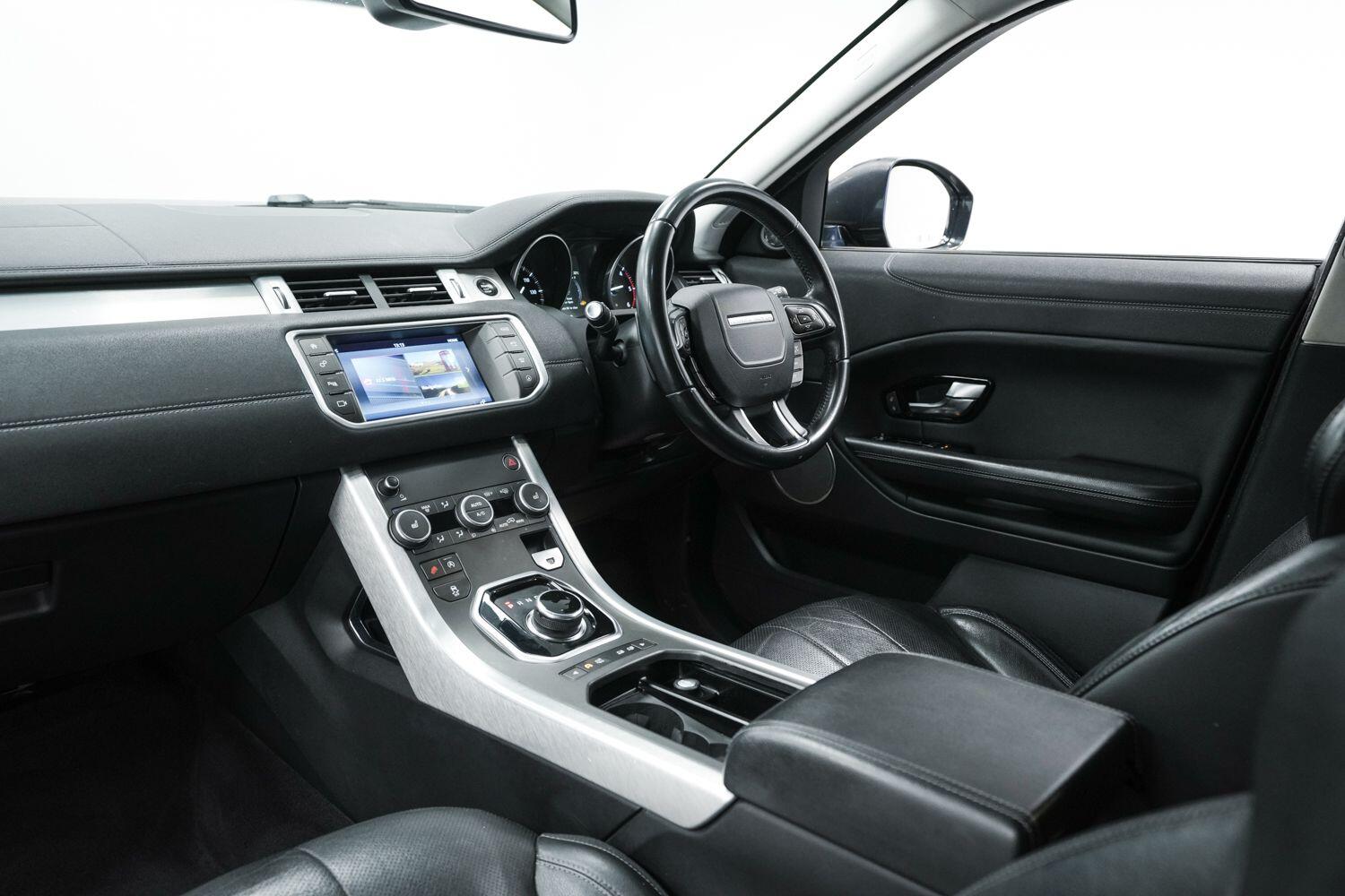 Land Rover Range Rover Evoque view 7