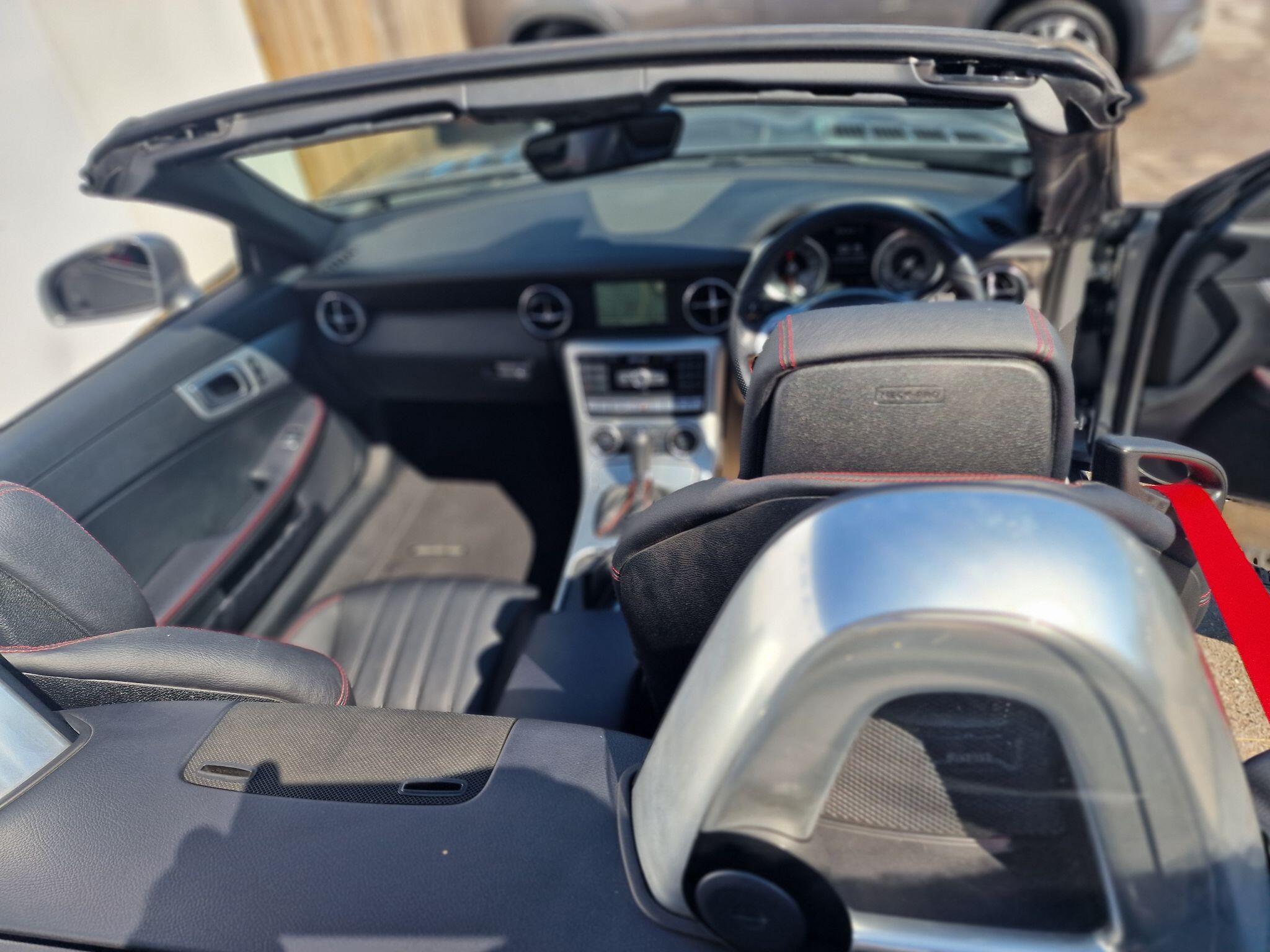 Mercedes-Benz SLK view 14