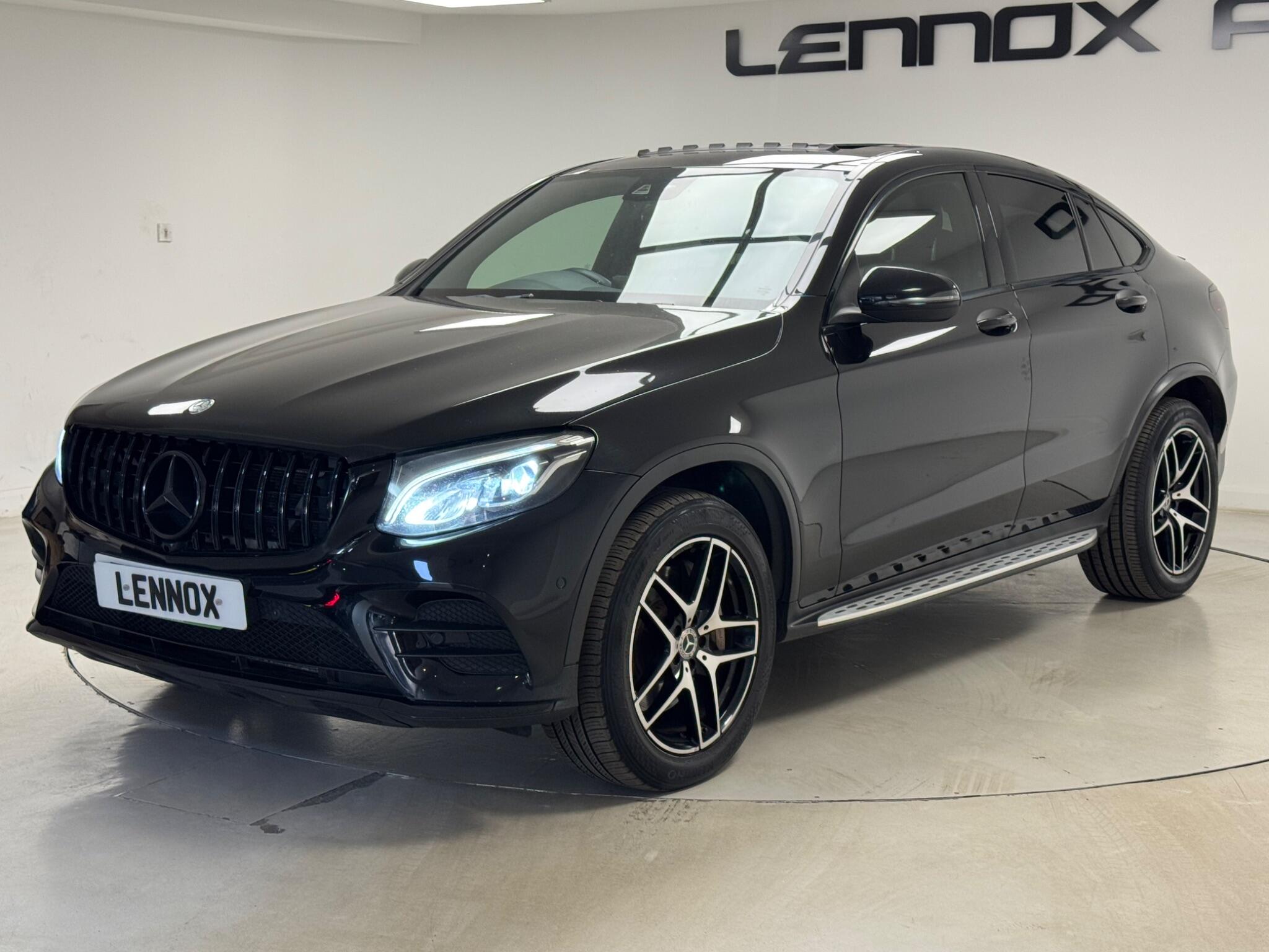 Mercedes-Benz GLC view 3