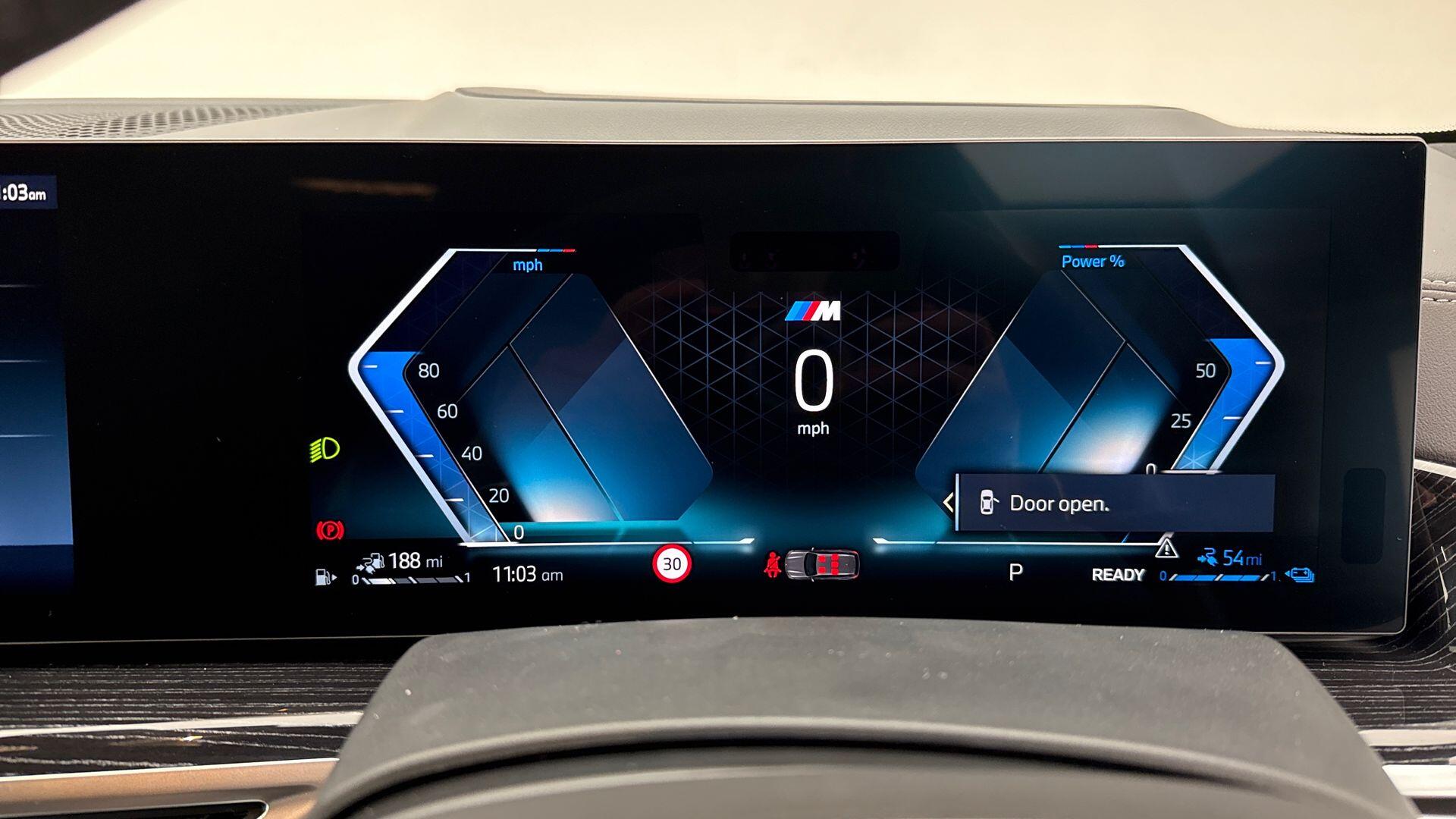 BMW X5 view 9
