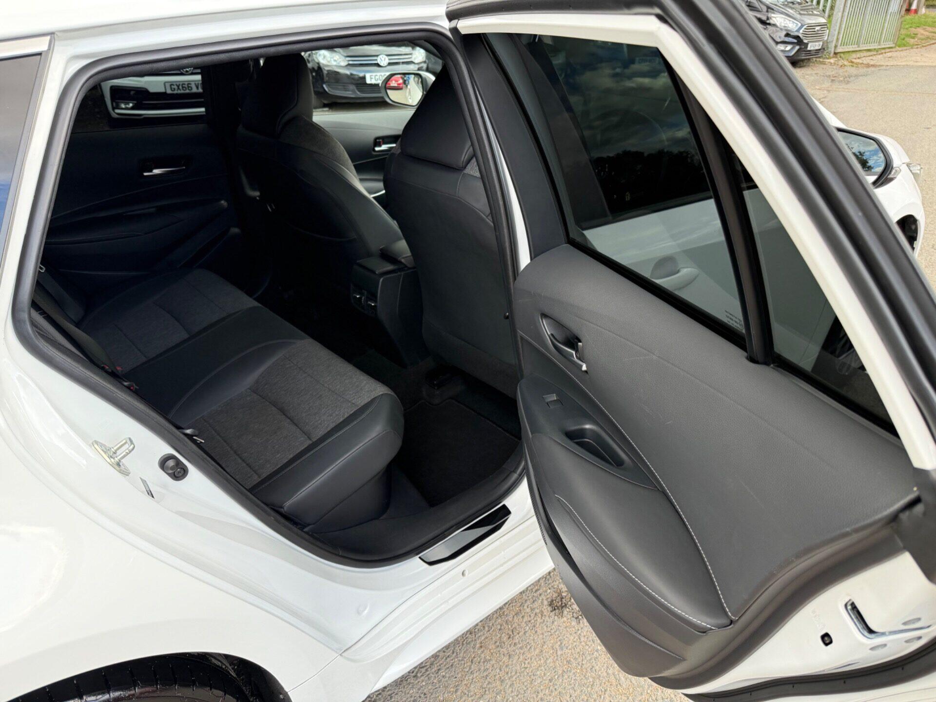 Toyota Corolla view 27