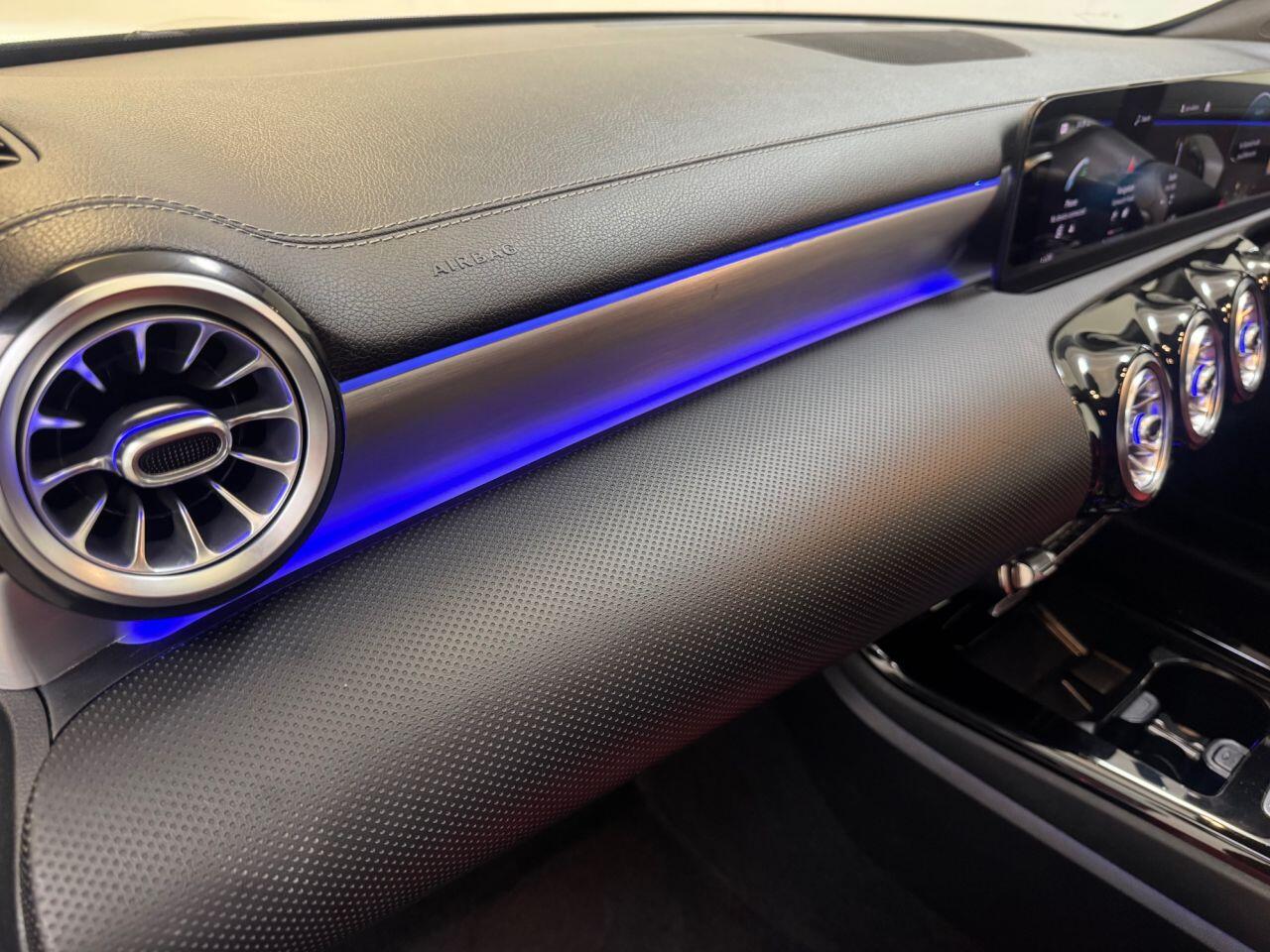 Mercedes-Benz Cla view 59