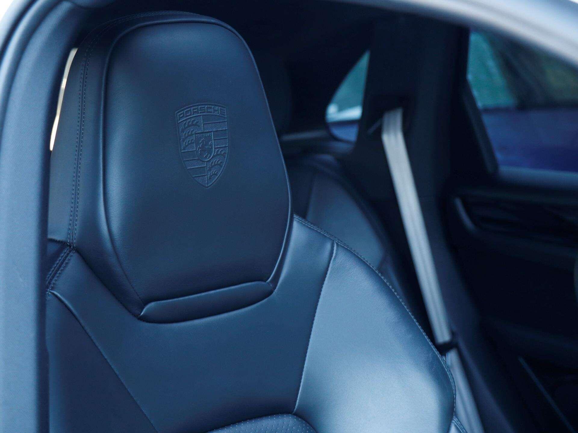 Porsche Cayenne view 24
