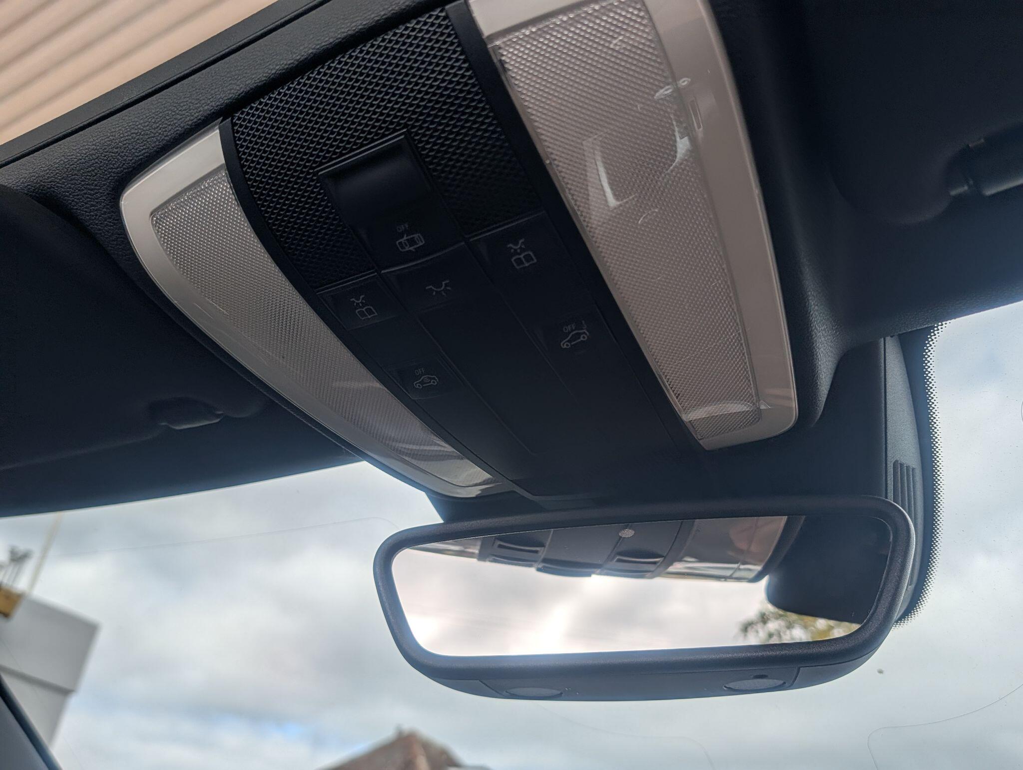 Mercedes-Benz E-Class view 63