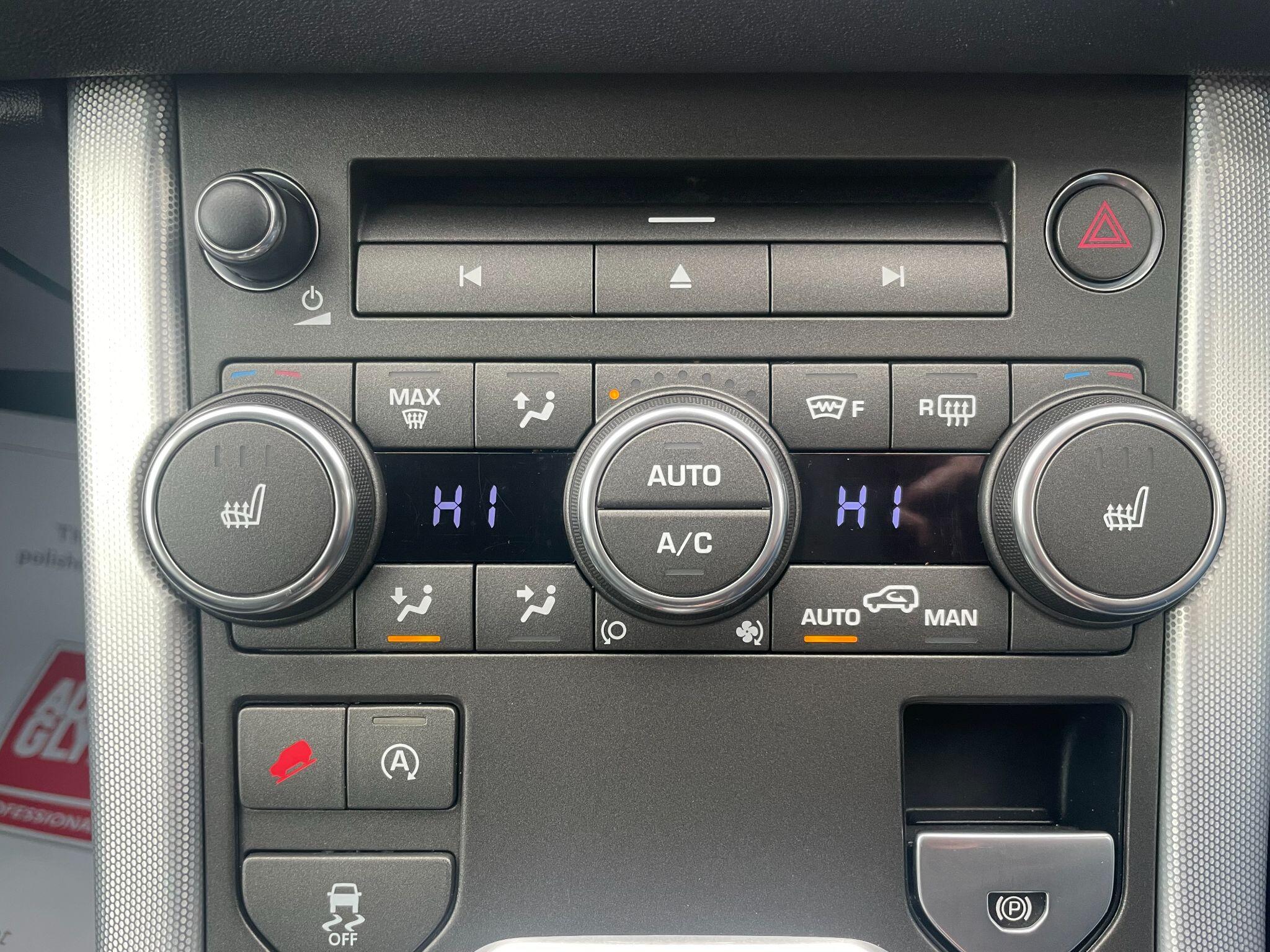 Land Rover Range Rover Evoque view 27