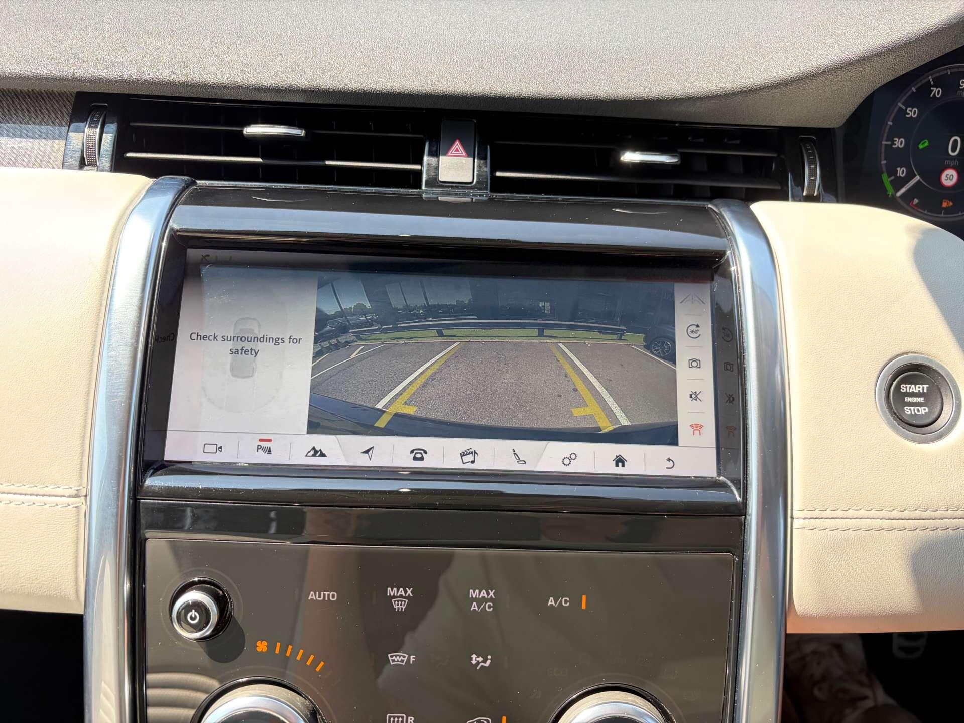 Land Rover Discovery Sport view 51