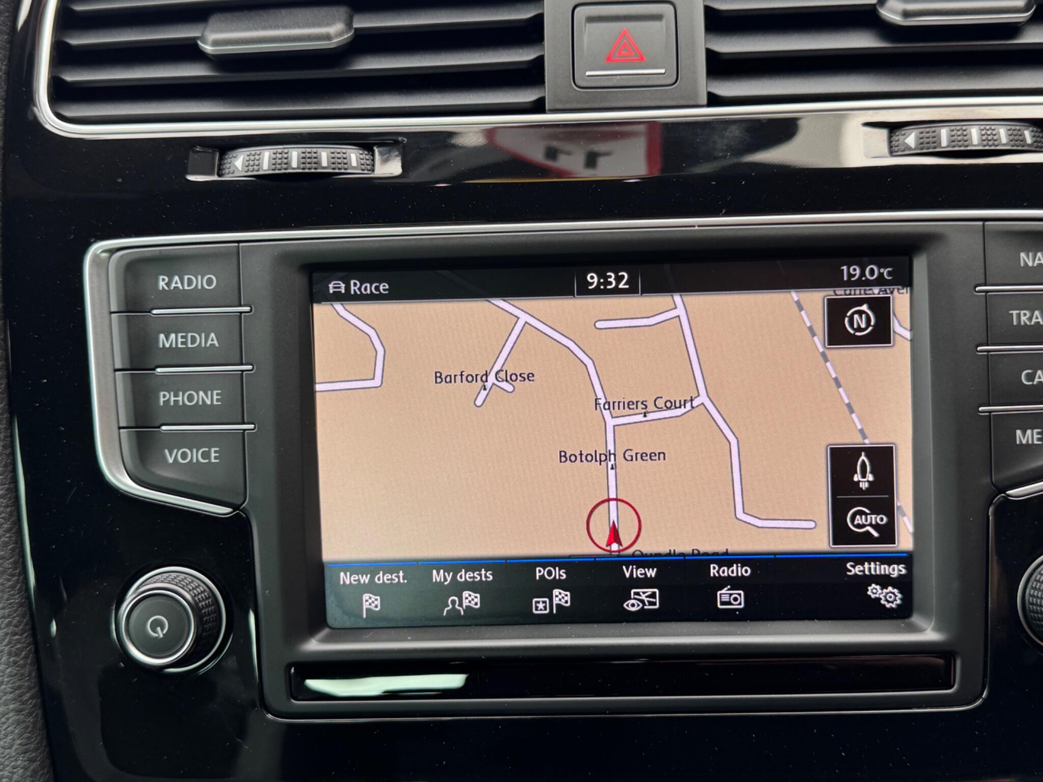 Volkswagen Golf view 27