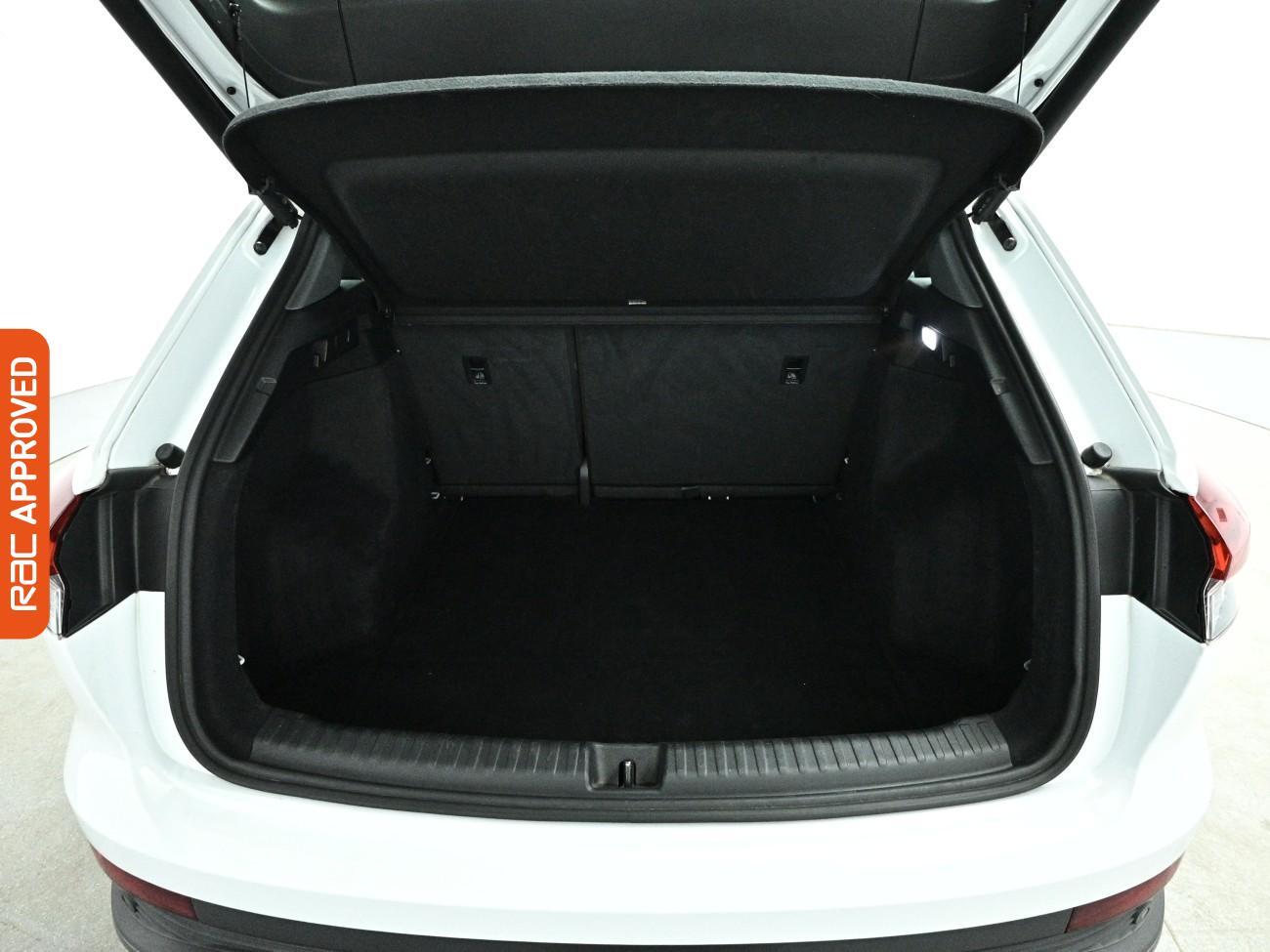 Audi Q4 E-Tron view 27