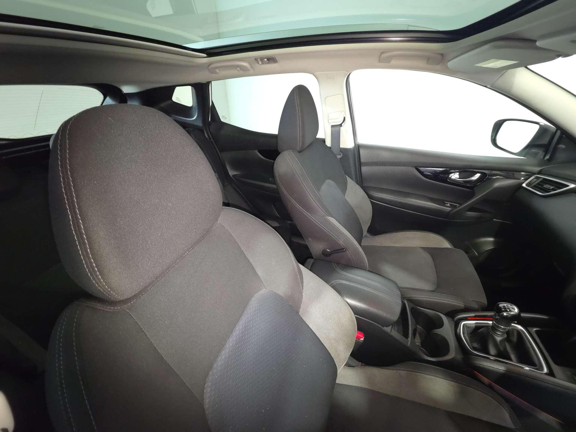 Nissan Qashqai view 17