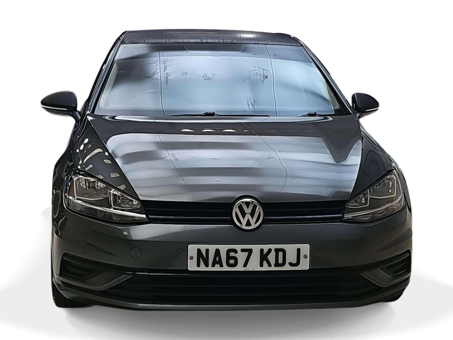 Volkswagen Golf view 2
