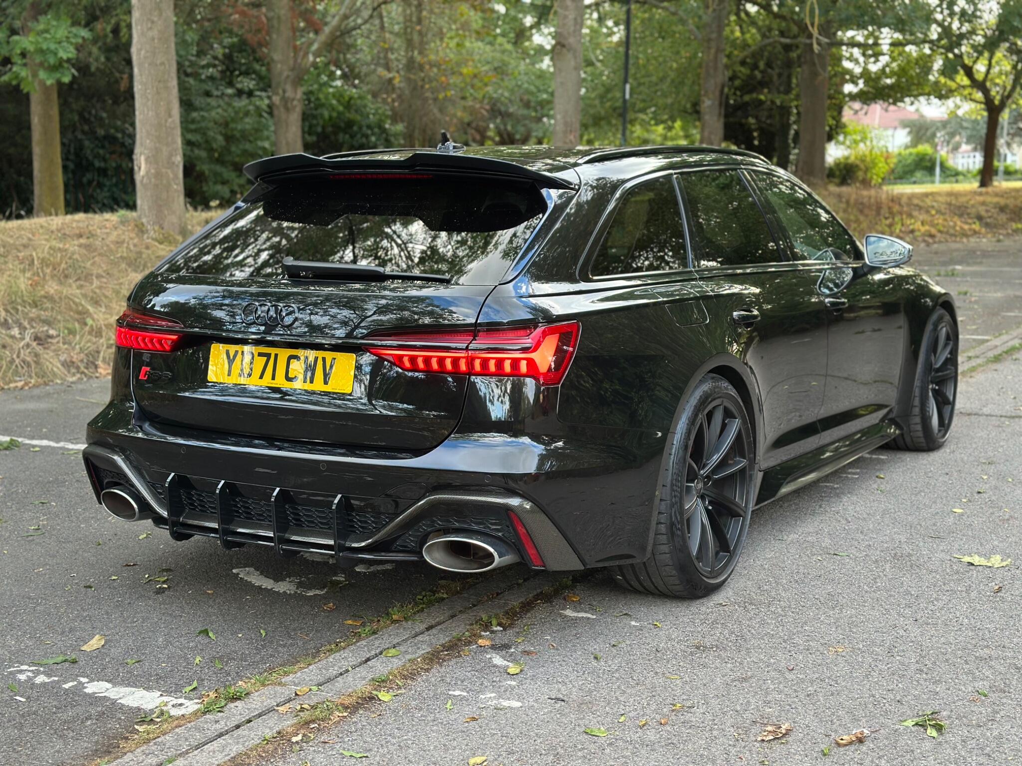 Audi RS6 view 7