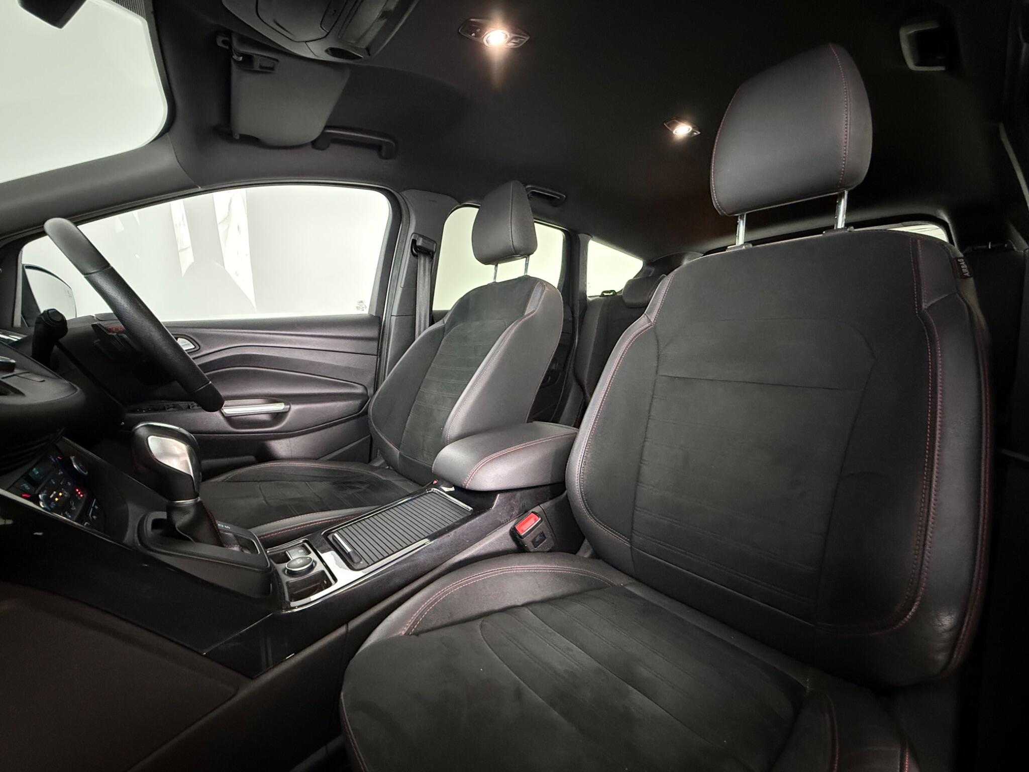Ford Kuga view 31