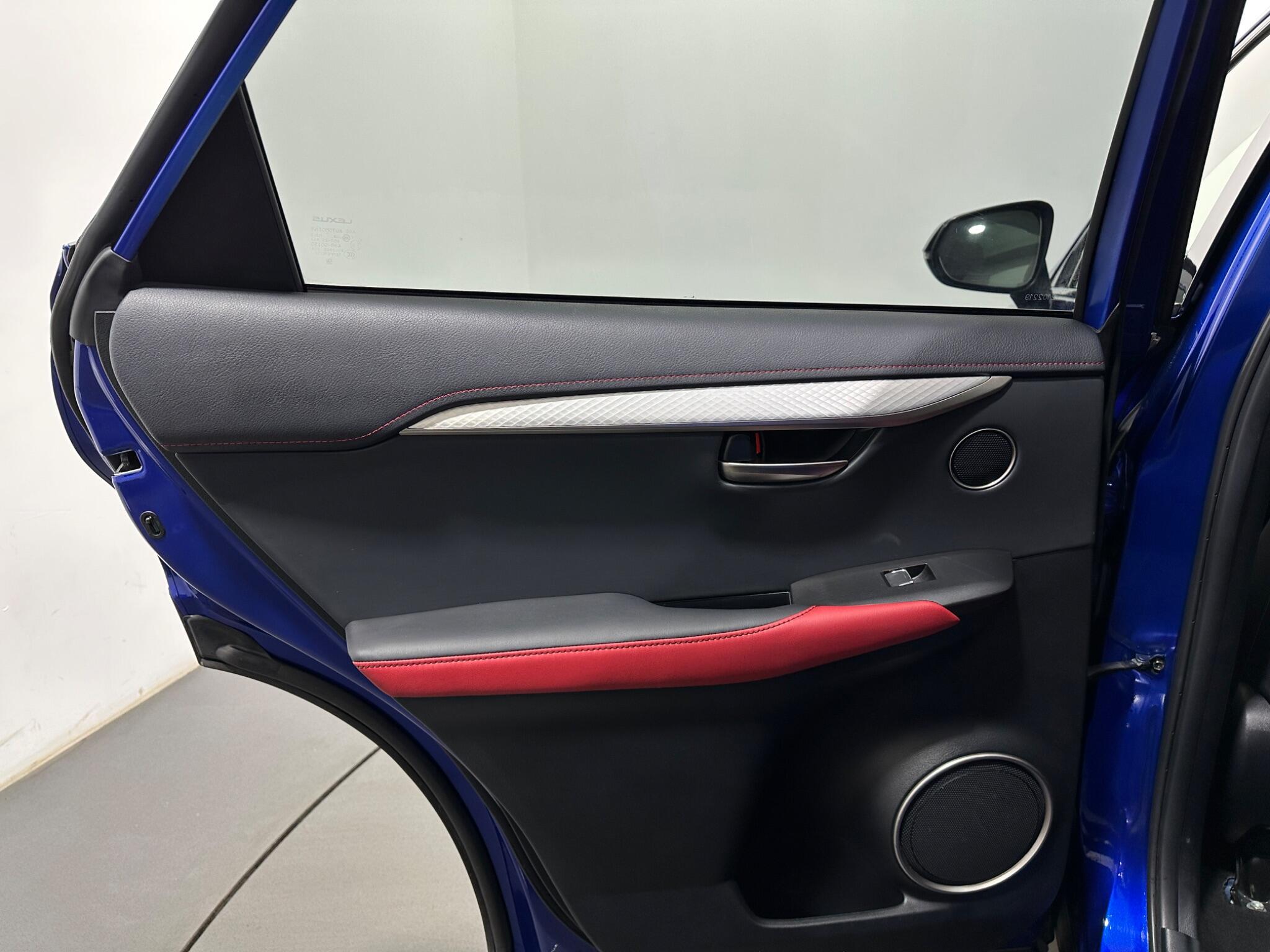 Lexus NX view 42