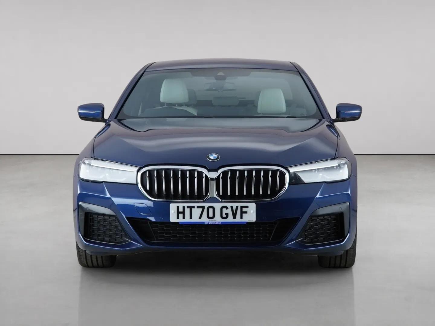 BMW 5 Series view 41