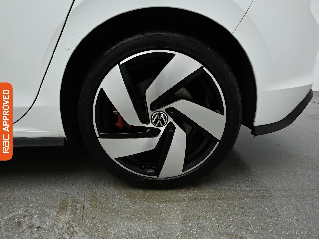 Volkswagen Golf view 28