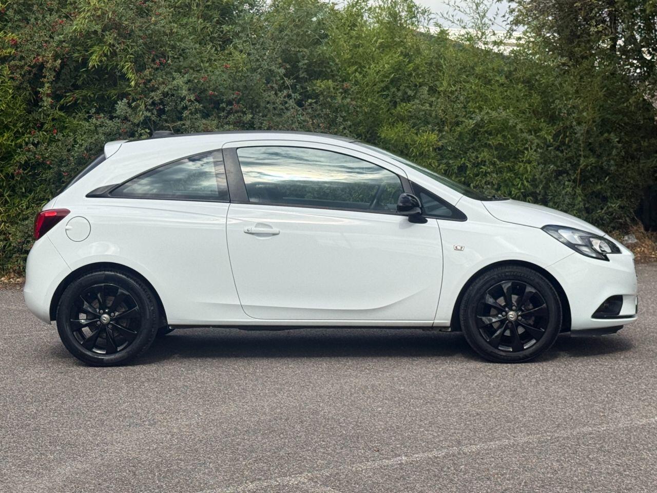 Vauxhall Corsa view 3