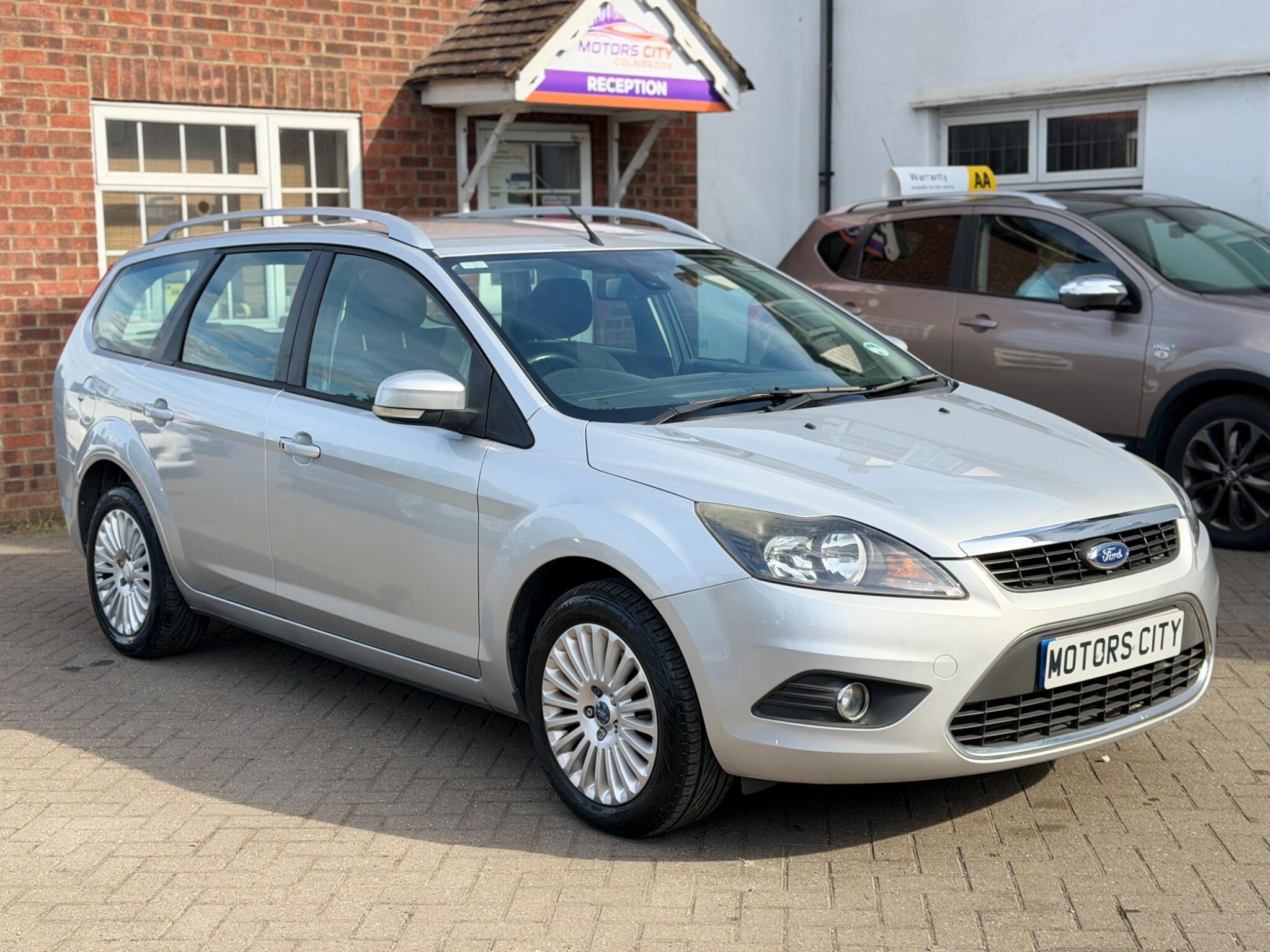 Ford Focus view 6