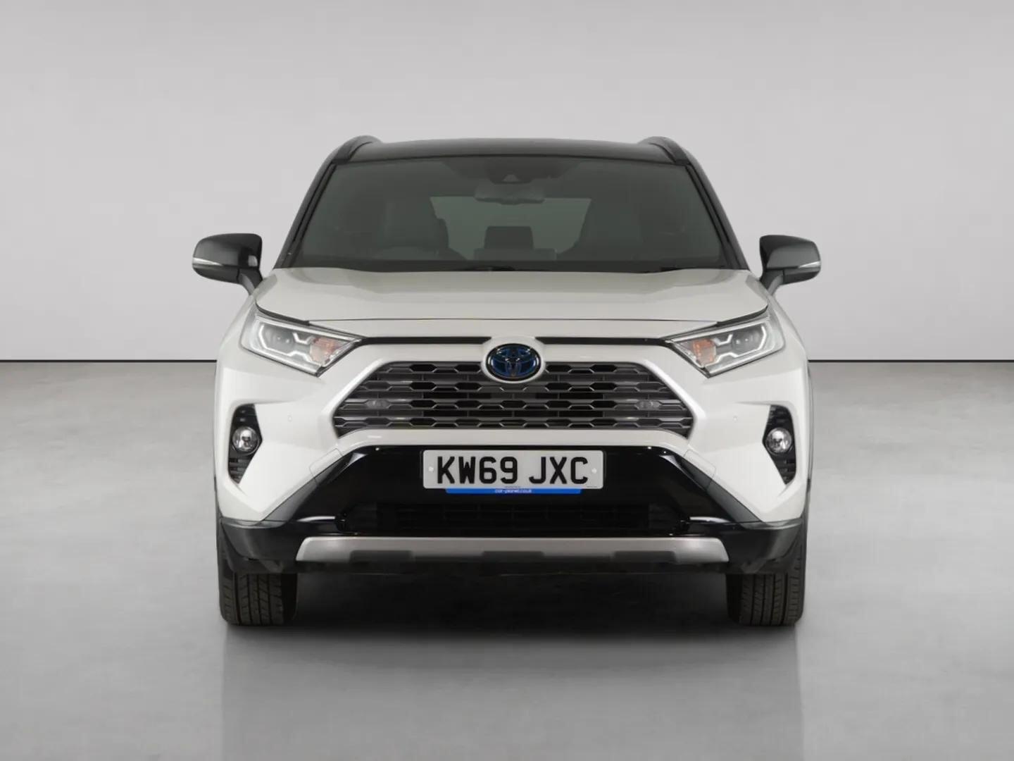 Toyota Rav4 view 5