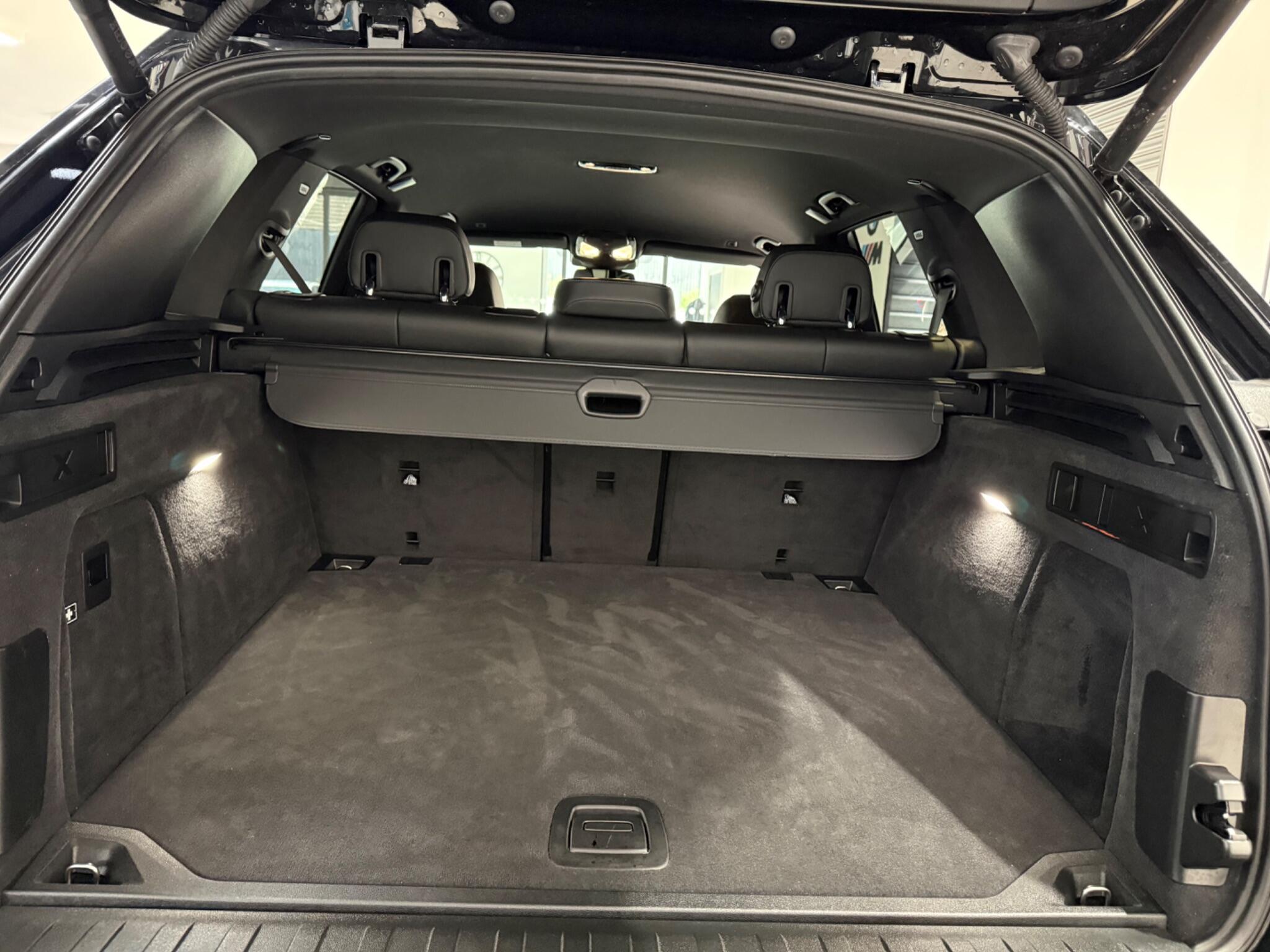 BMW X5 view 48
