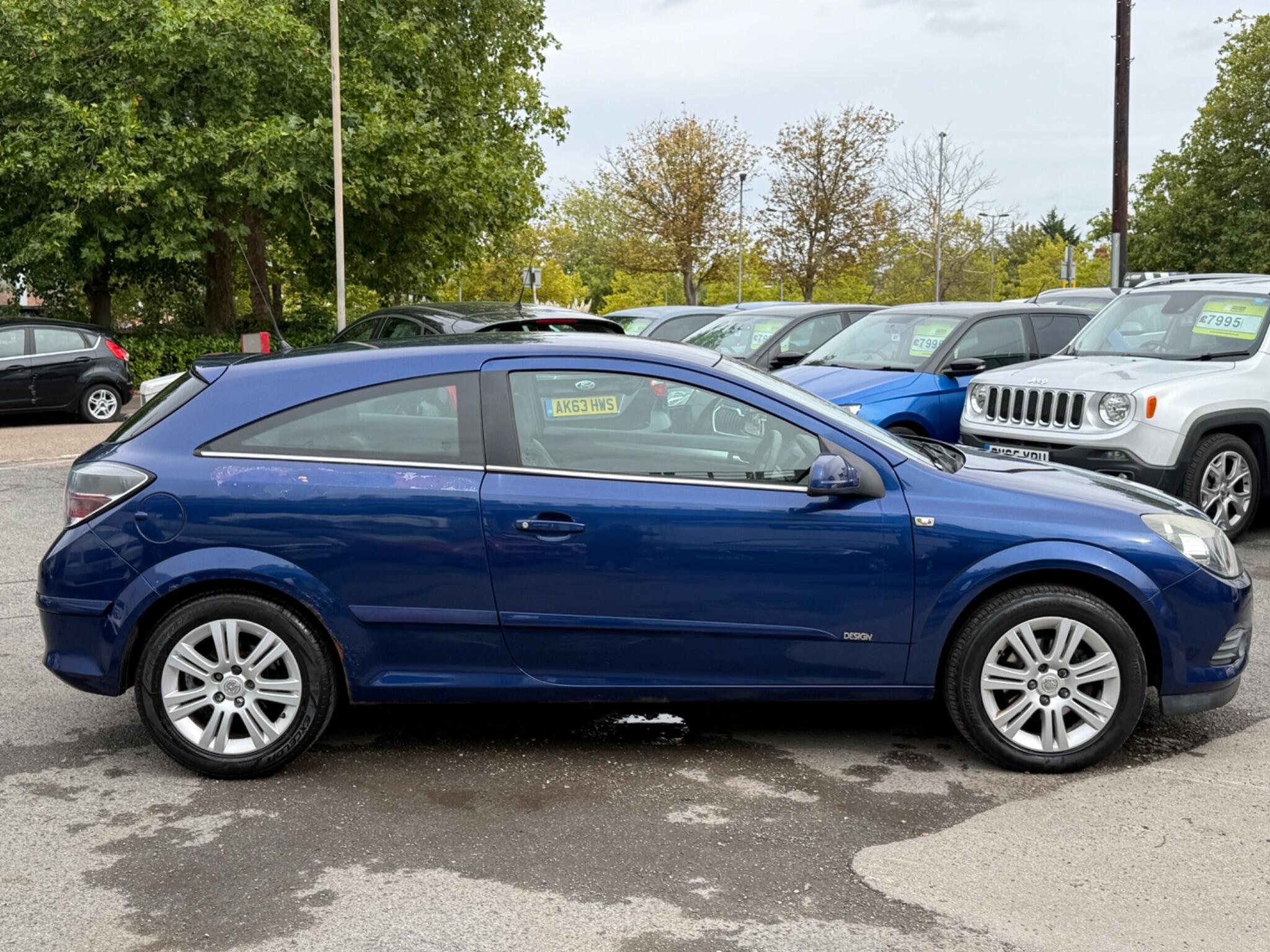 Vauxhall Astra - Image 17